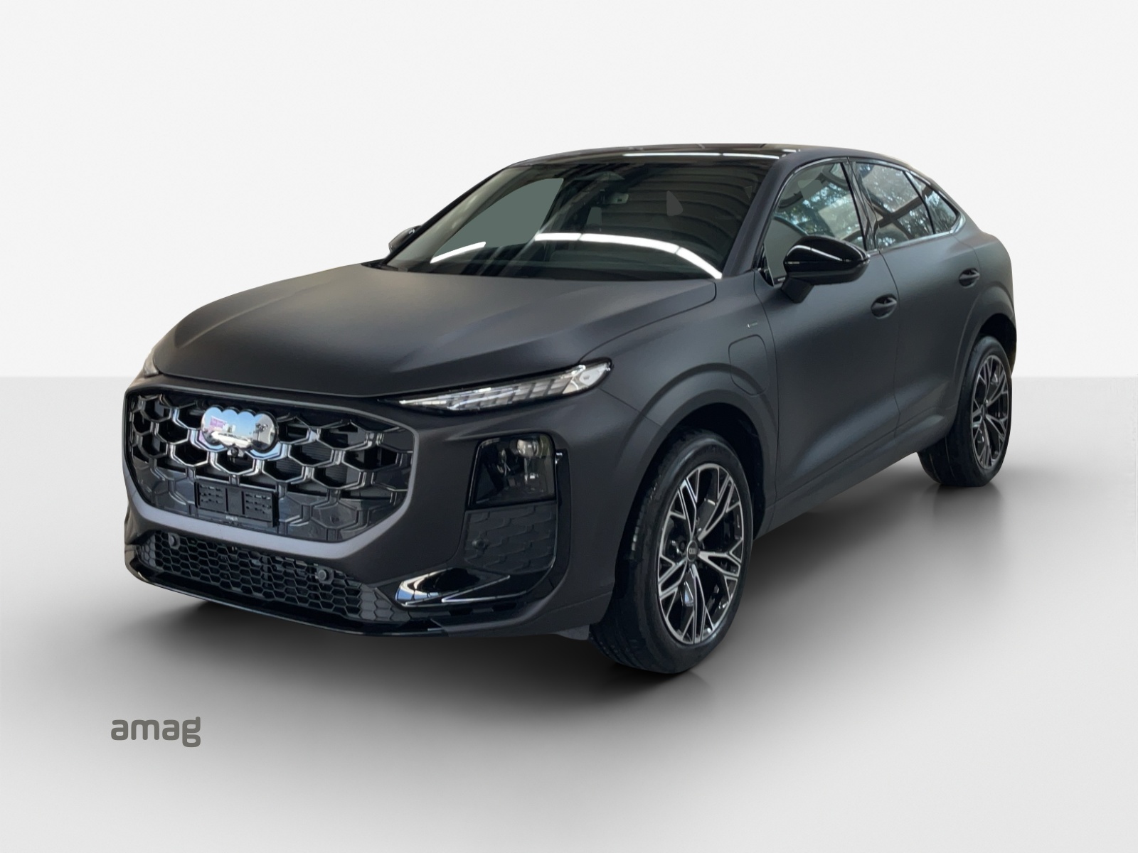 AUDI Q3 Sportback e-hybrid 200 kW S tronig-image-0