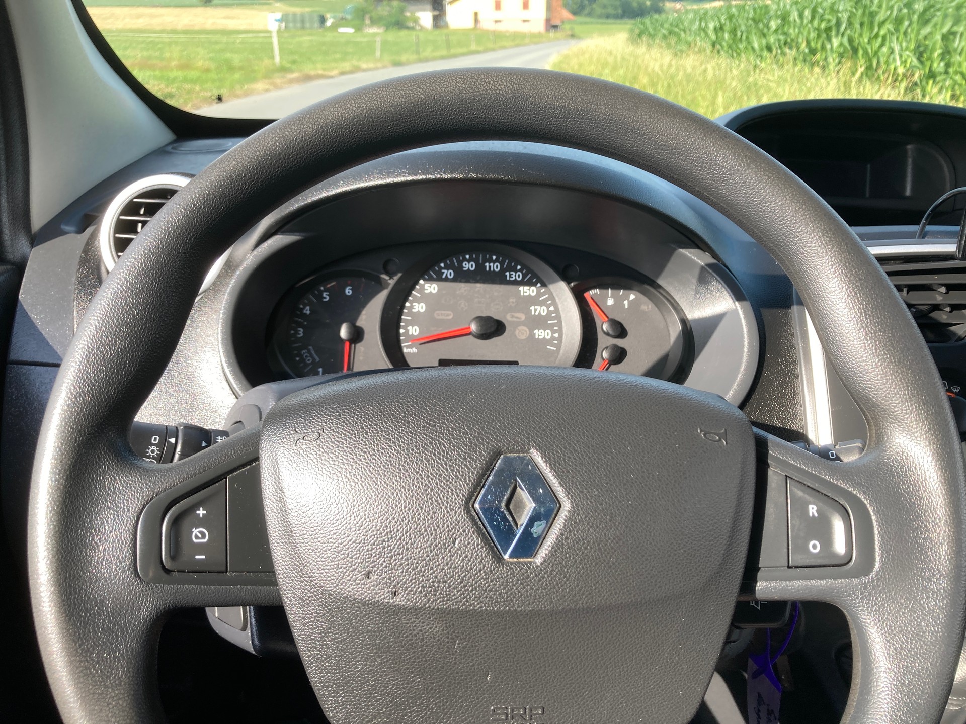 RENAULT Kangoo Medium dCi 95 ENERGY Business mit Anhängerkupplung-image-11