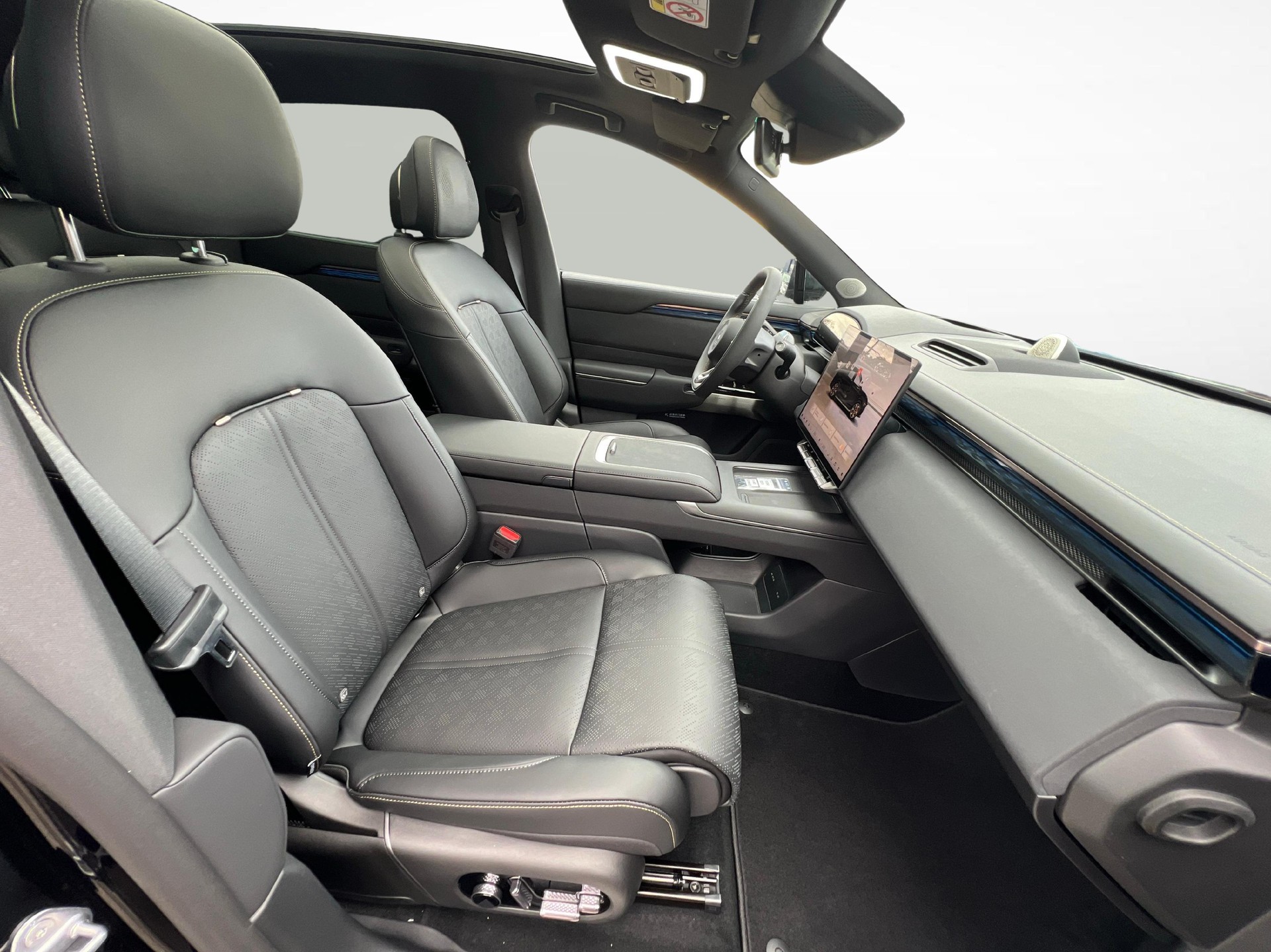 ZEEKR 7X Privilege AWD-image-9