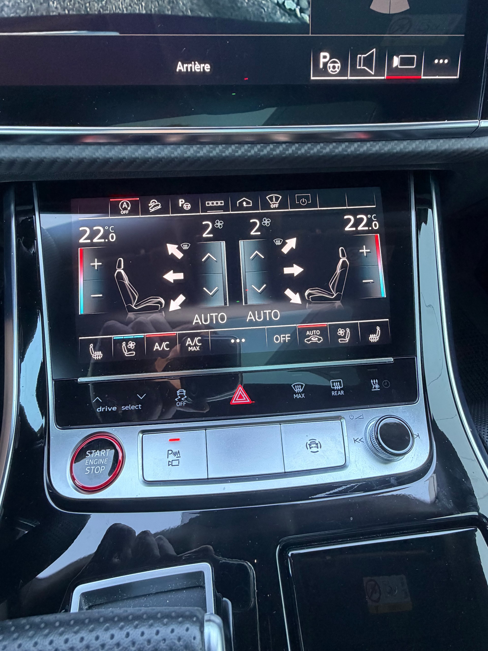 AUDI RSQ8 Black Edition quattro tiptronic-image-9