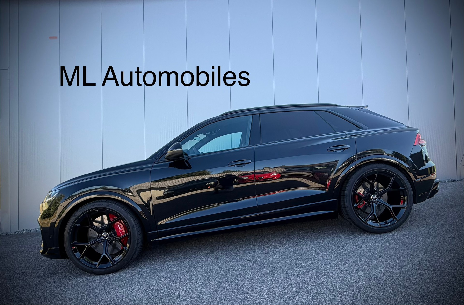 AUDI RSQ8 Black Edition quattro tiptronic