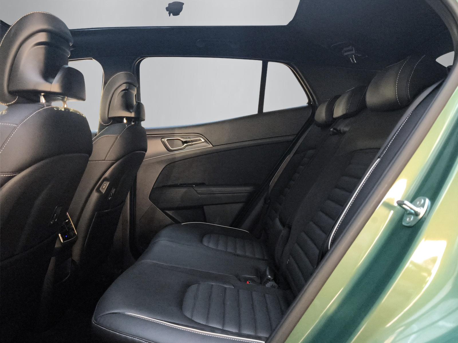 KIA Sportage 1.6 T-GDi PHEV GT-Line-image-9