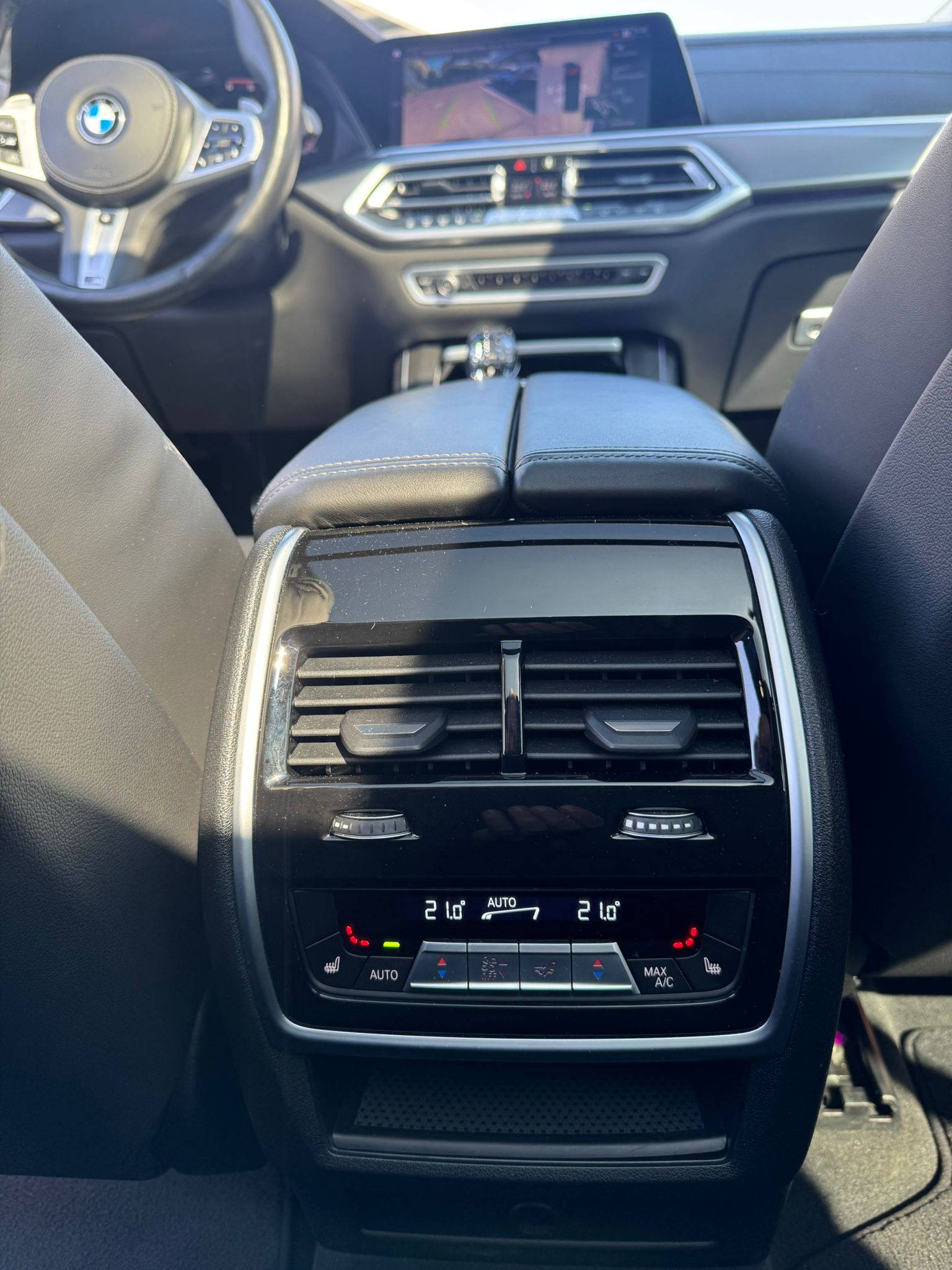 BMW X5 xDrive M50d Steptronic-image-12
