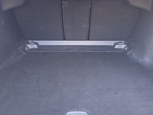 MERCEDES-BENZ C 200 4 Matic-image-10
