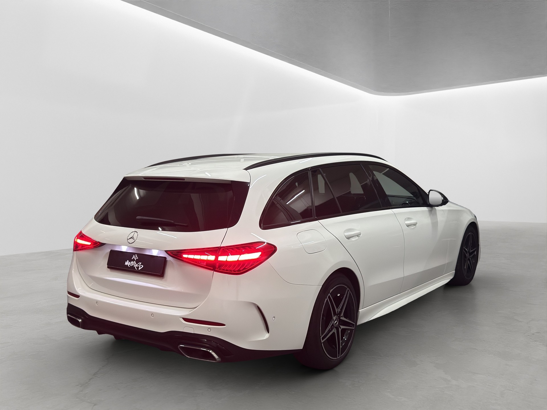 MERCEDES-BENZ C 200 T AMG Line-image-1