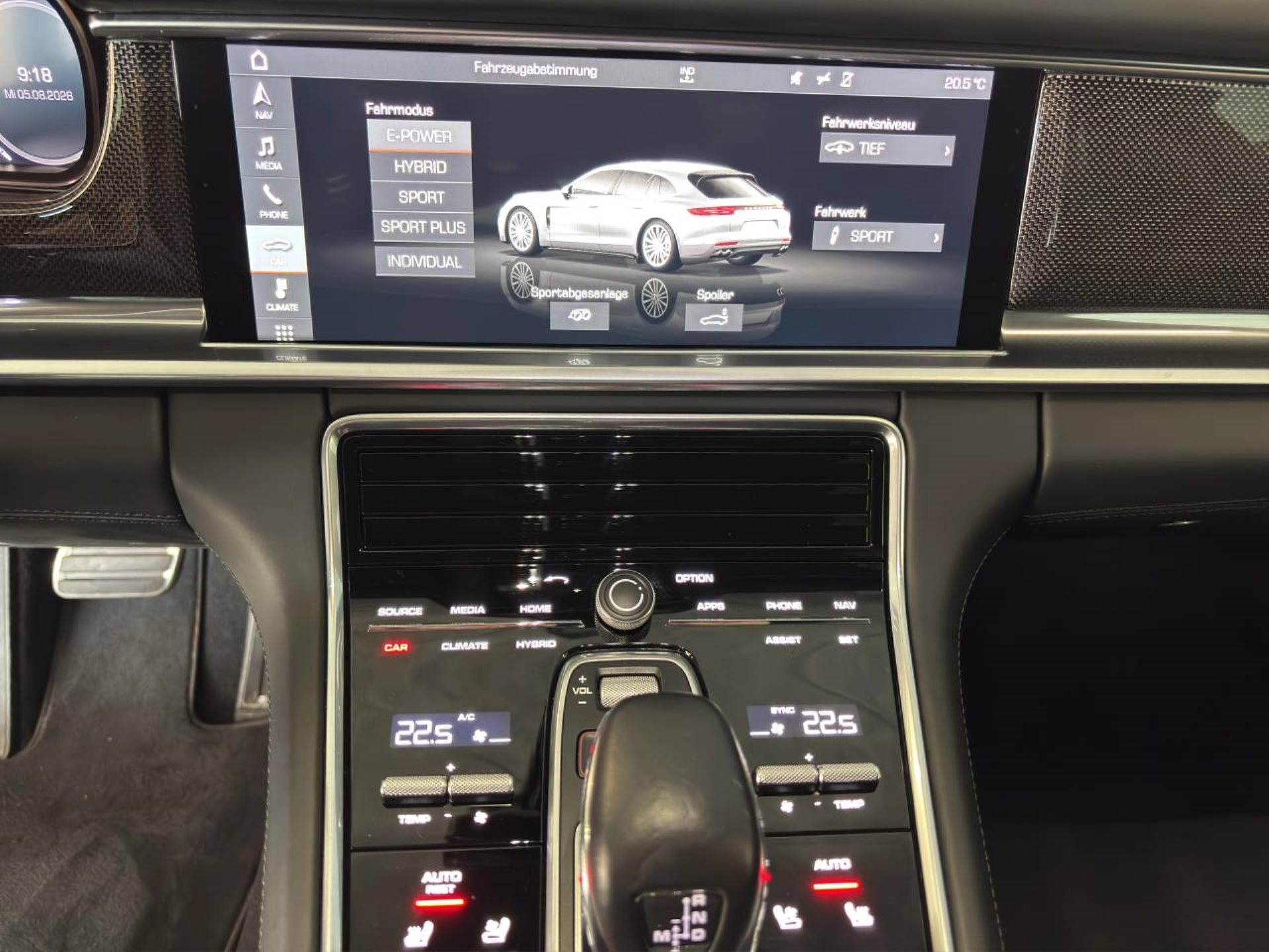 PORSCHE Panamera 4 E-Hybrid Sport Turismo-image-15
