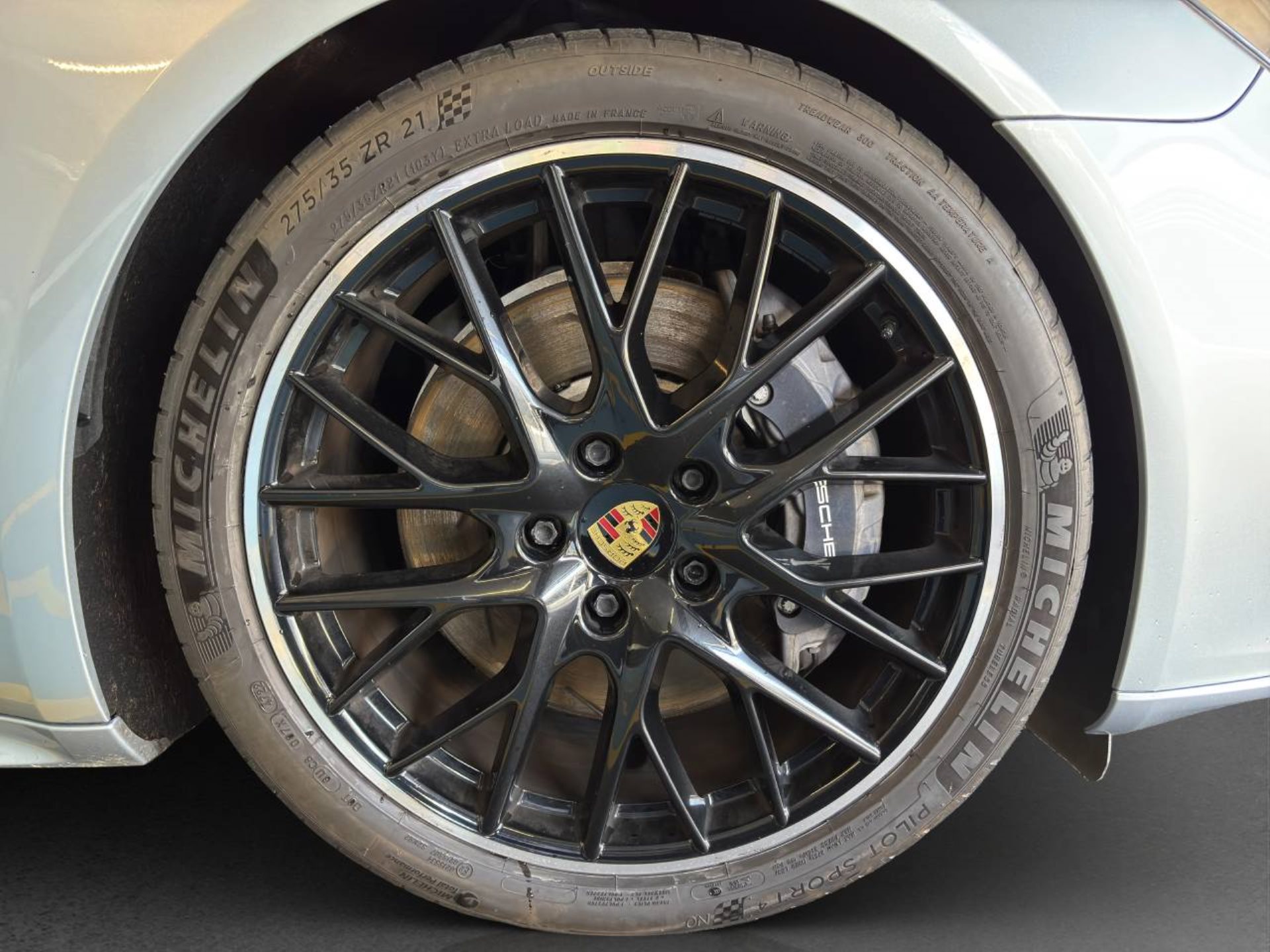PORSCHE Panamera 4 E-Hybrid Sport Turismo-image-11