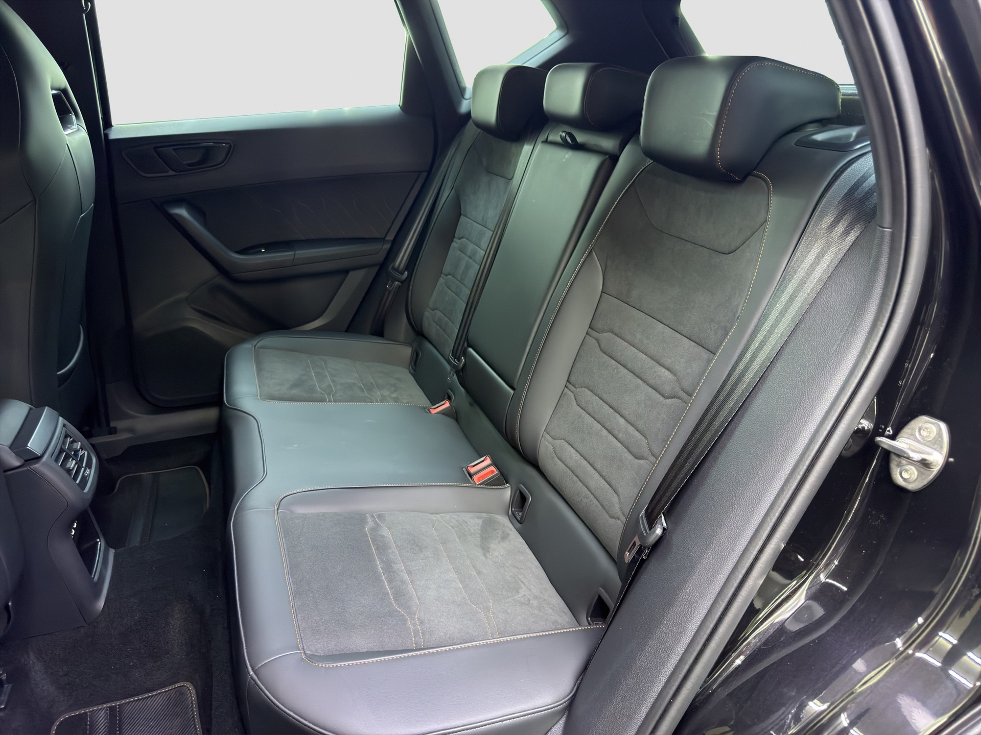 CUPRA Ateca 2.0TSI VZ 4Drive DSG-image-13