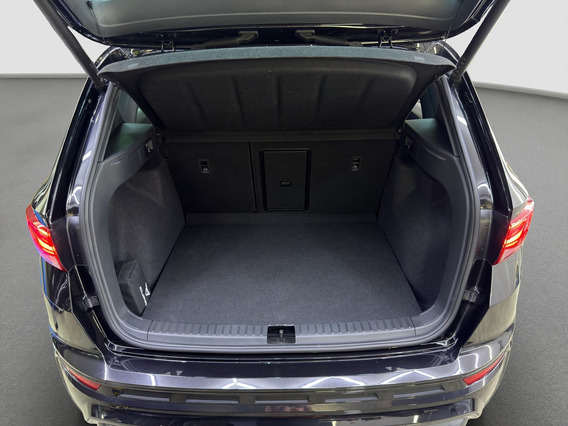 CUPRA Ateca 2.0TSI VZ 4Drive DSG-image-39