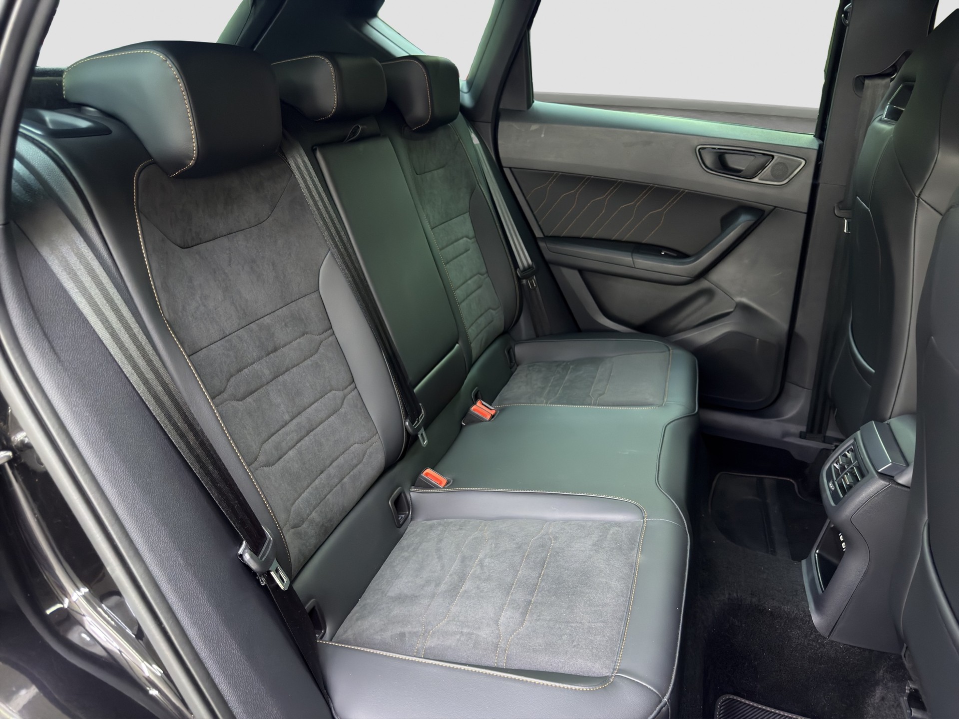CUPRA Ateca 2.0TSI VZ 4Drive DSG-image-15