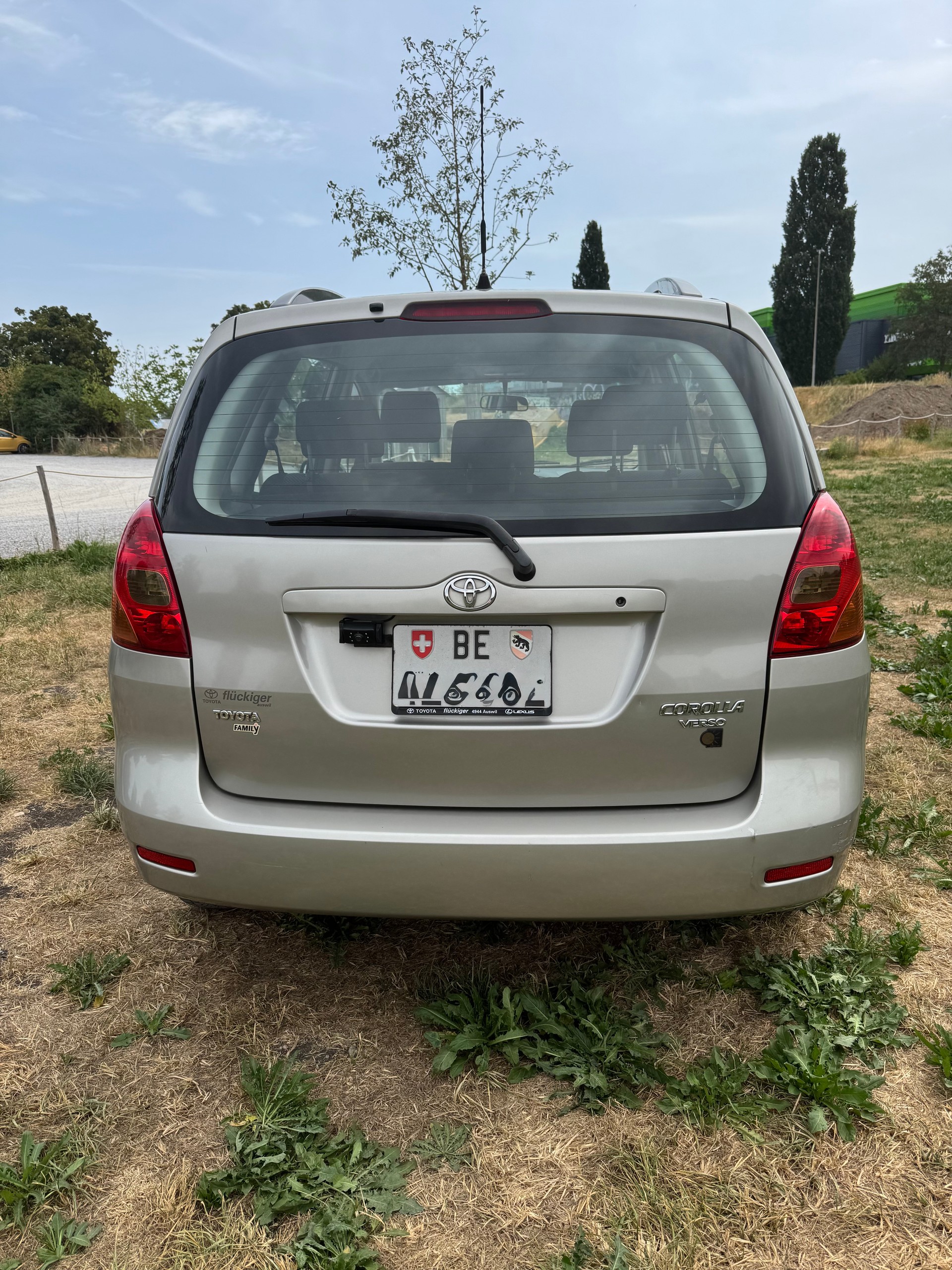 TOYOTA Corolla Verso Linea Sol Family-image-3