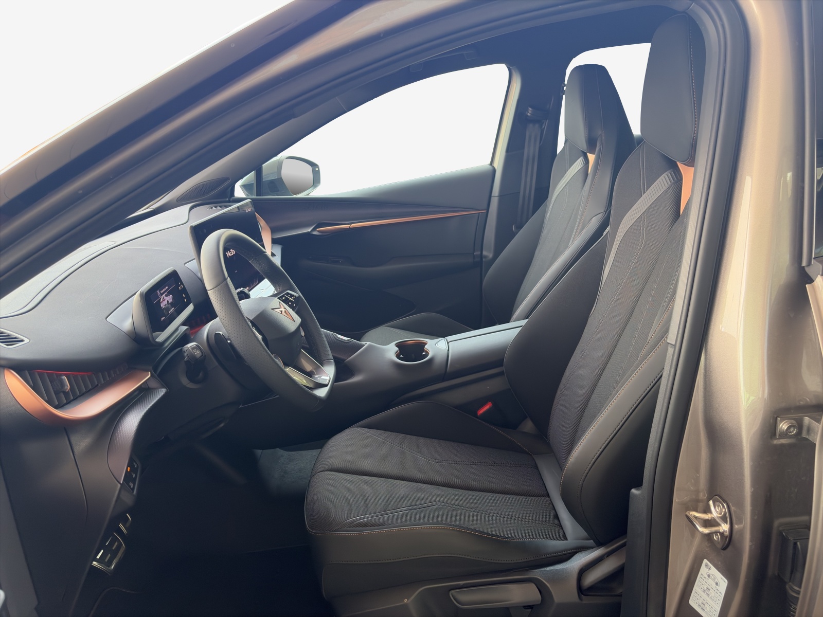CUPRA Tavascan Type 8 77 kWh VZ-image-8