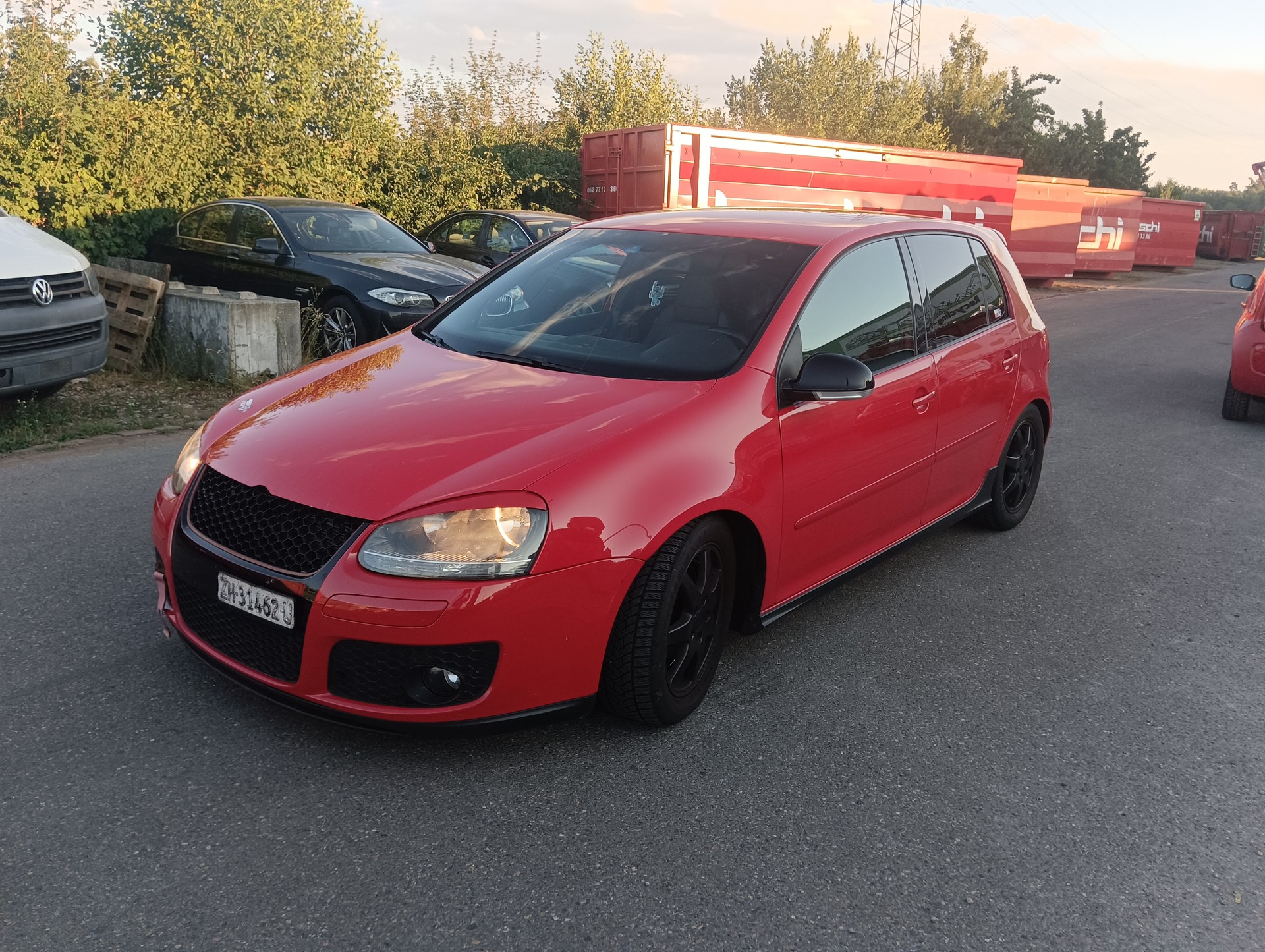 VW Golf 2.0 TFSI GTI-image-3