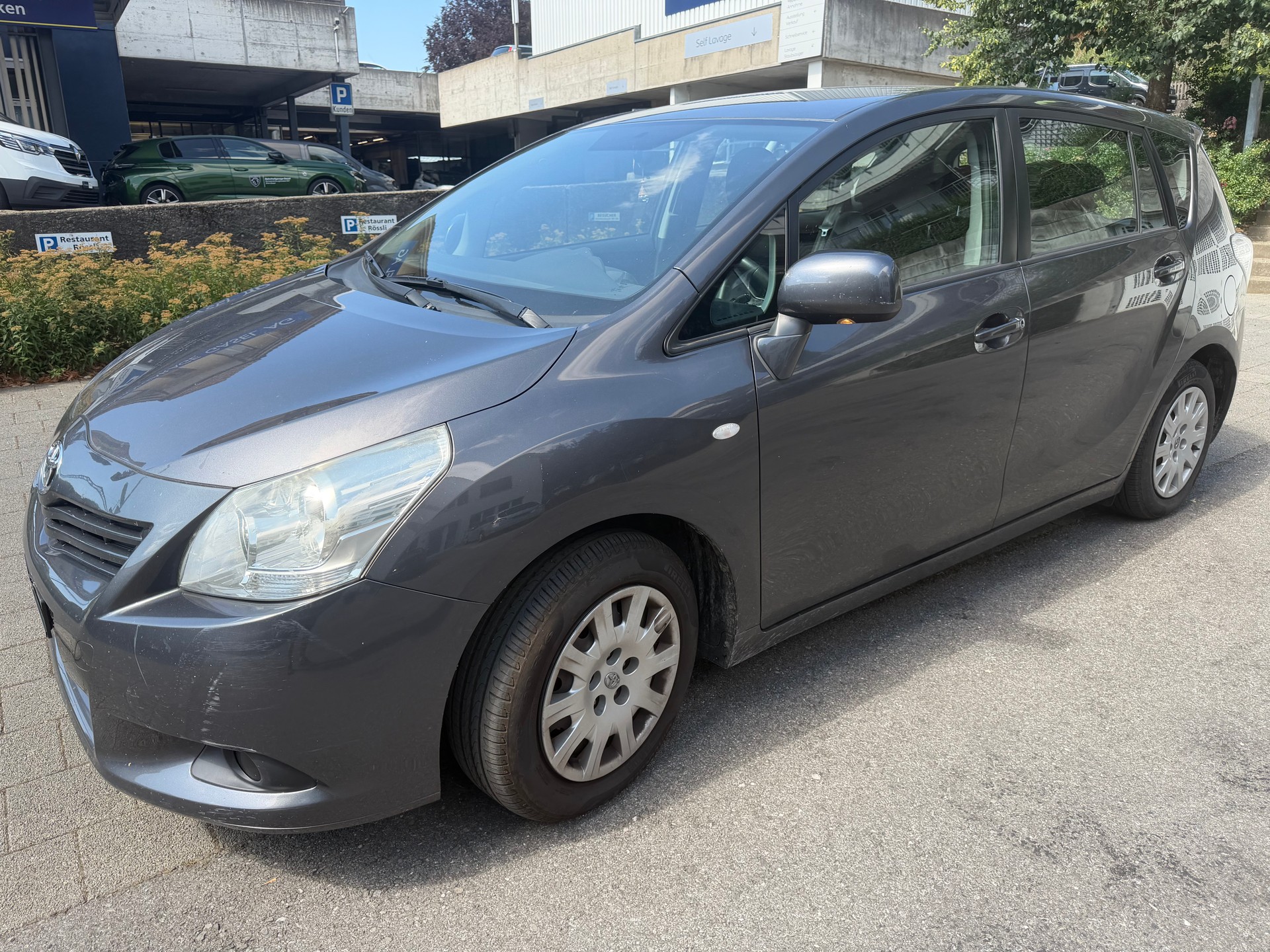 TOYOTA Verso 1.8 Linea Sol Premium-image-0
