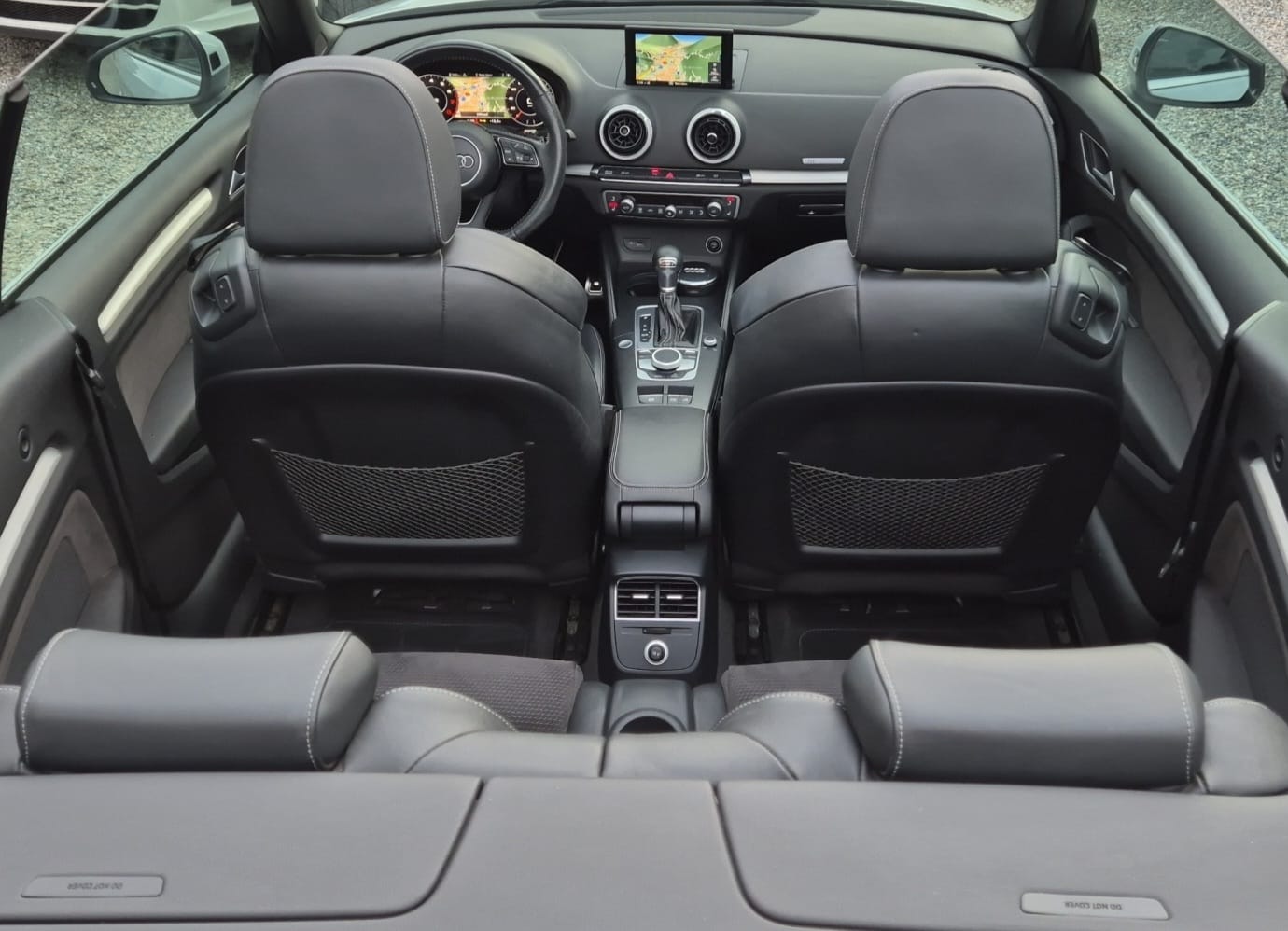 AUDI A3 Cabriolet 1.5 TFSI Design S-LINE-image-15