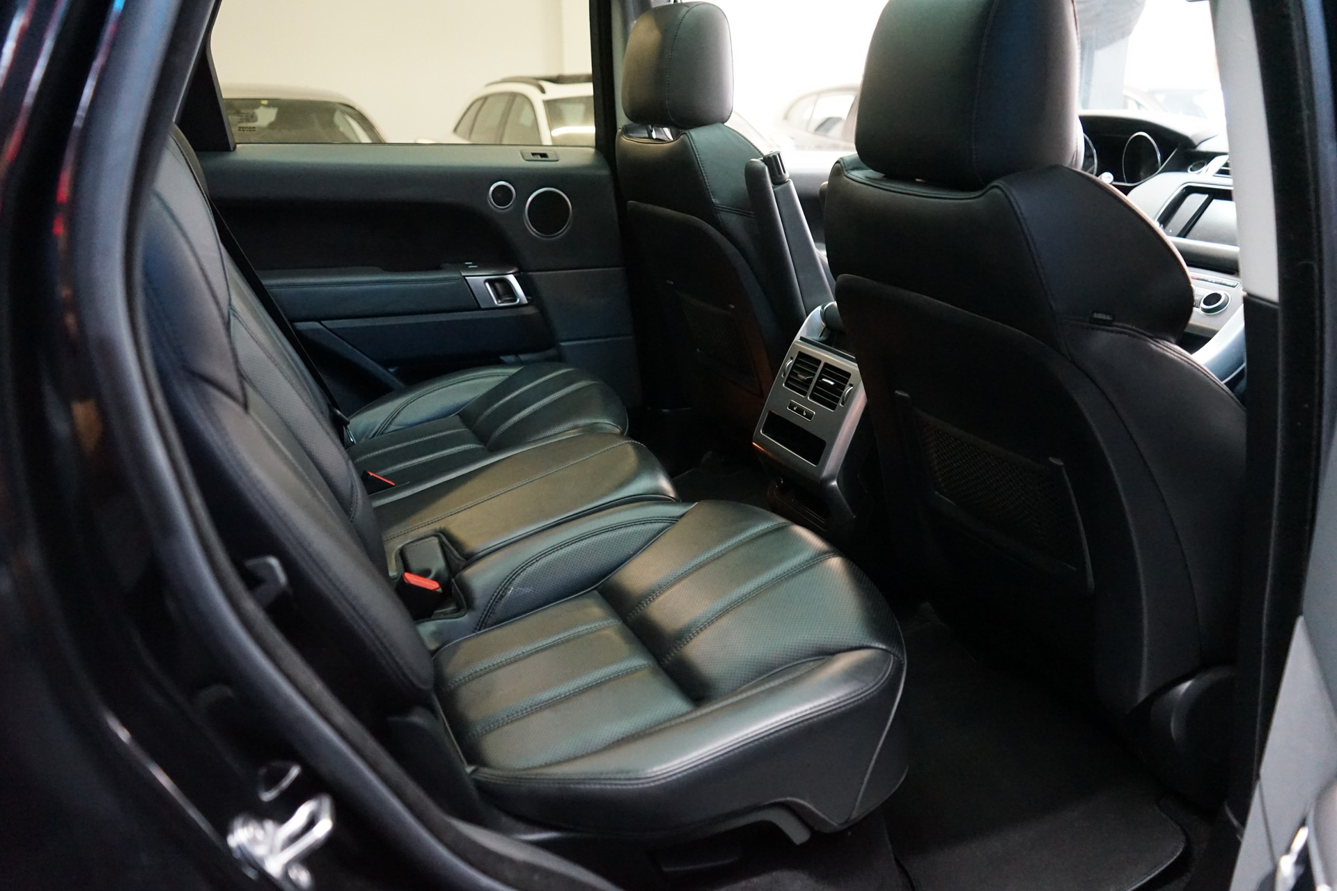 LAND ROVER Range Rover Sport 3.0 SDV6 HSE Automatic-image-17