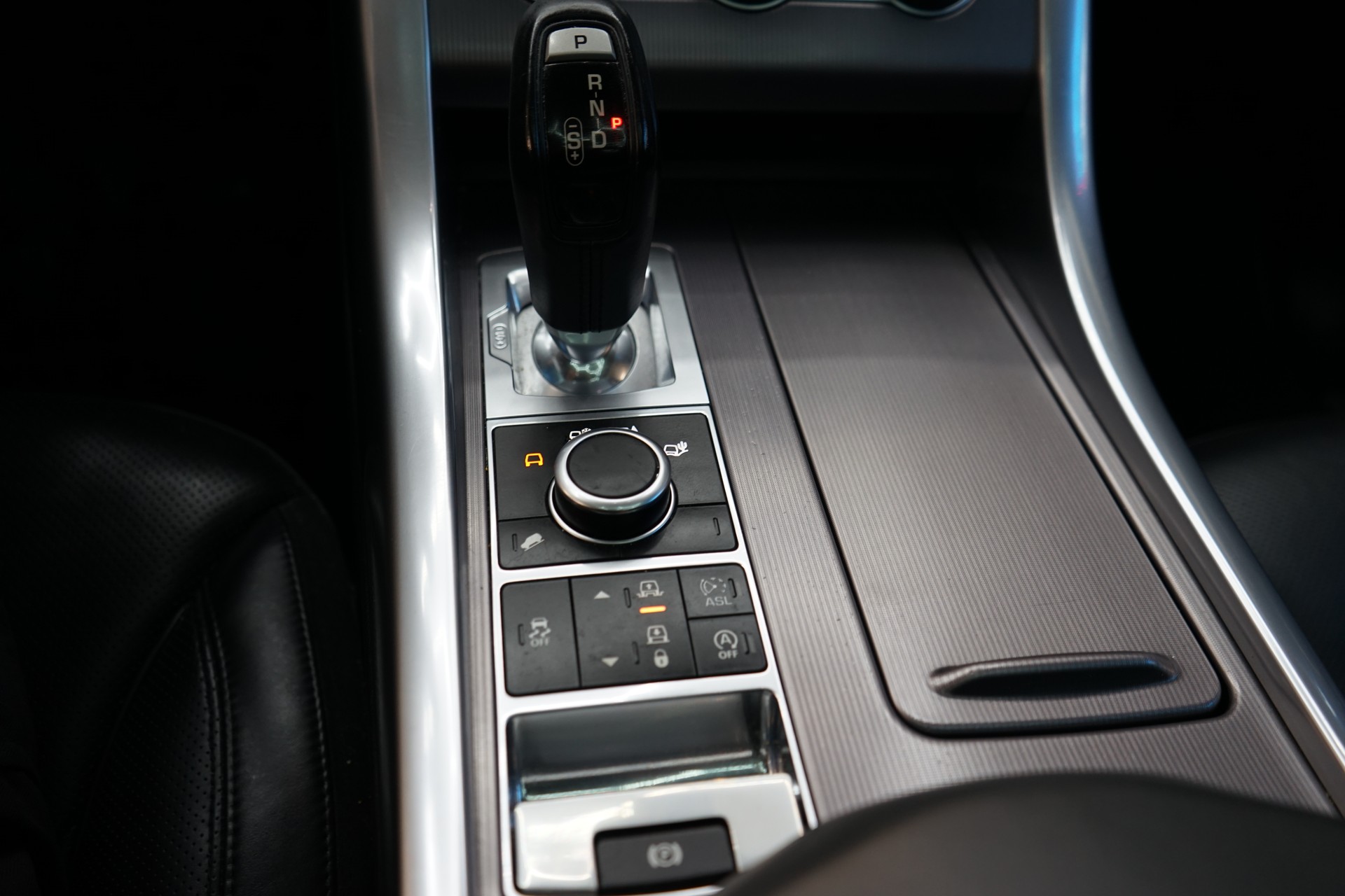LAND ROVER Range Rover Sport 3.0 SDV6 HSE Automatic-image-13