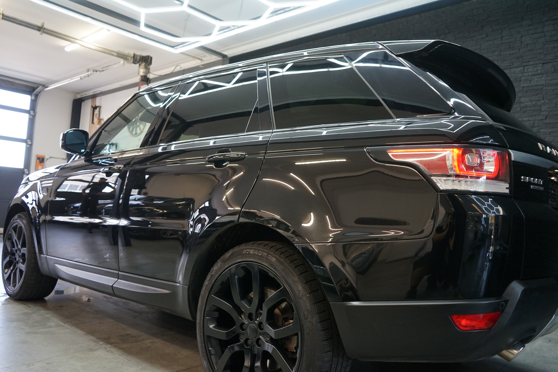 LAND ROVER Range Rover Sport 3.0 SDV6 HSE Automatic-image-2