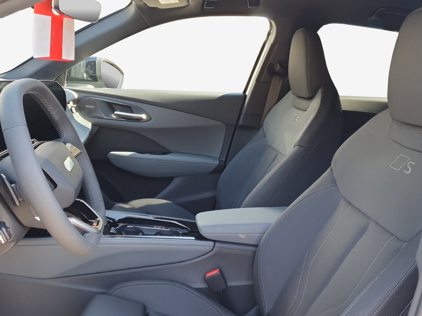AUDI Q3 SUV e-hybrid 200 kW S tronig-image-7