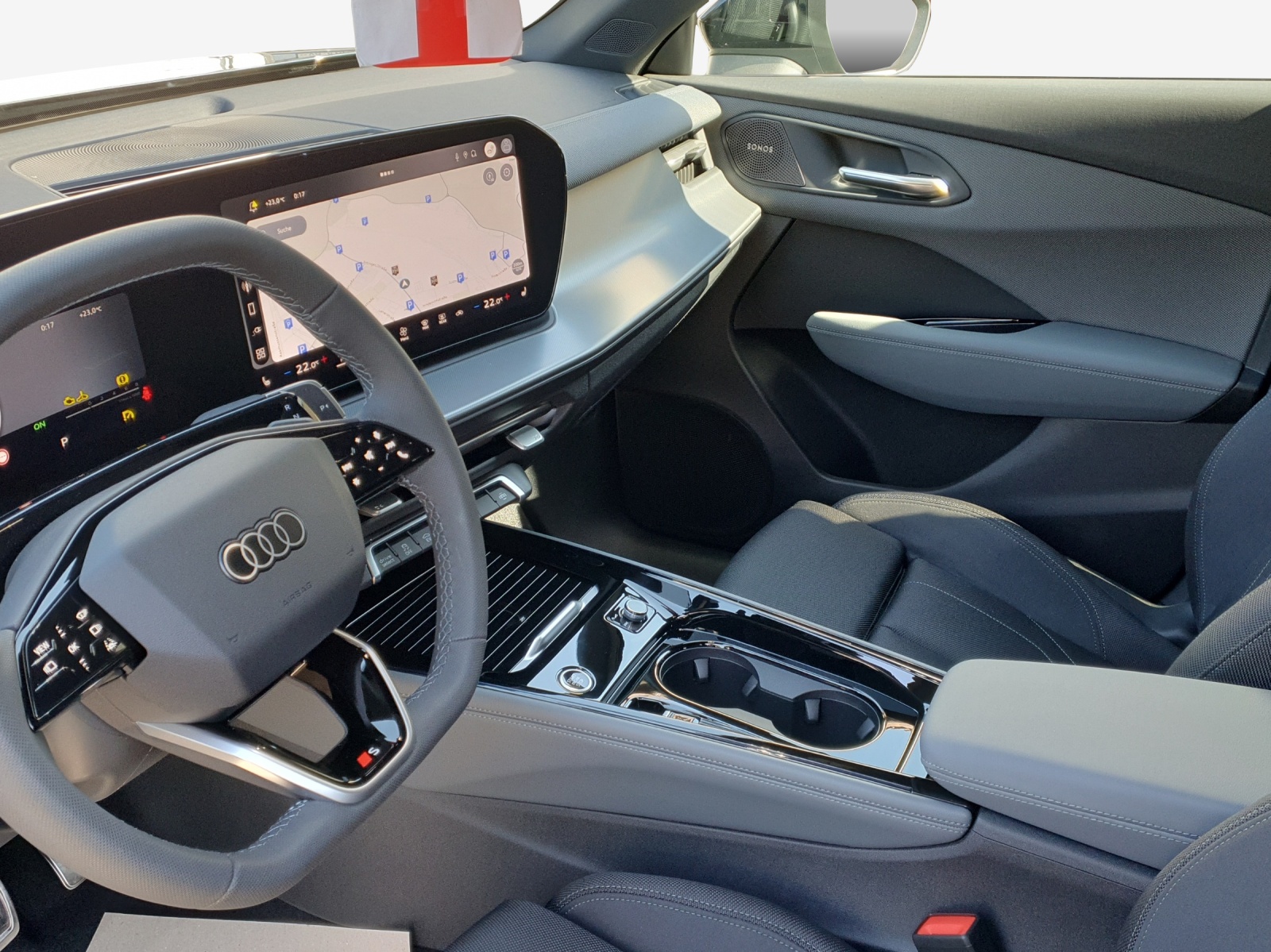 AUDI Q3 SUV e-hybrid 200 kW S tronig-image-15