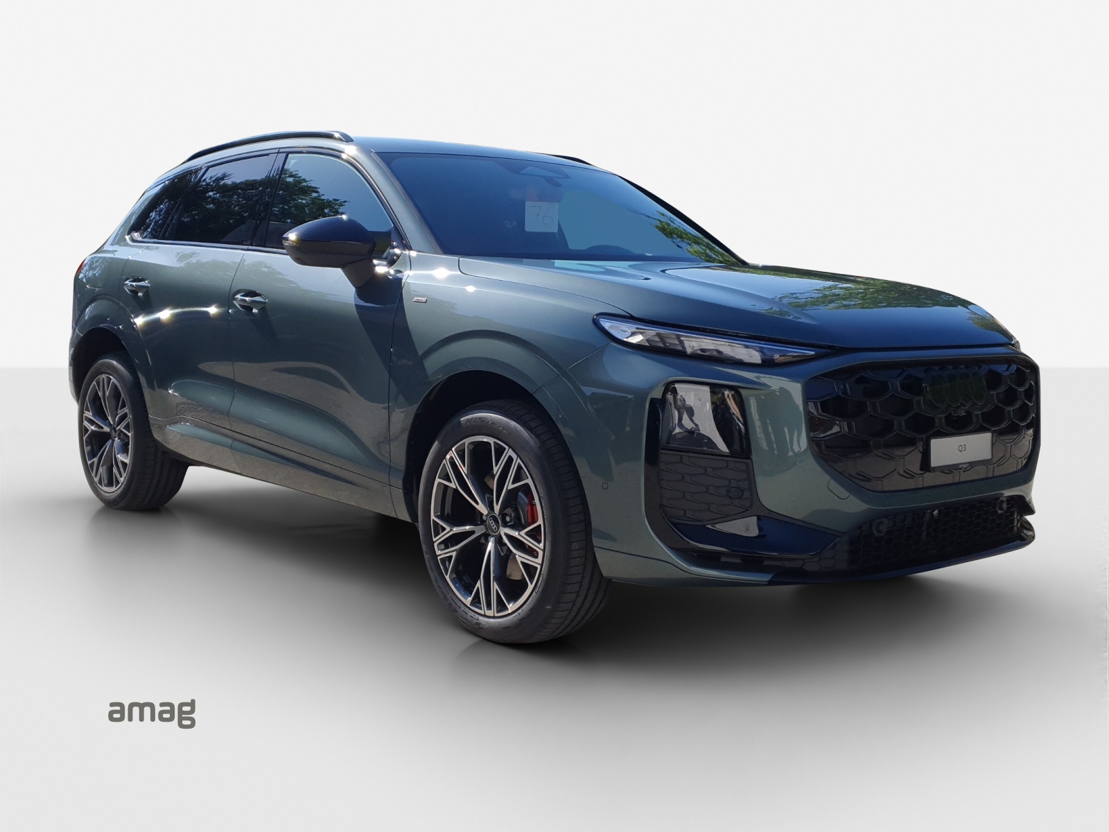 AUDI Q3 SUV e-hybrid 200 kW S tronig-image-5