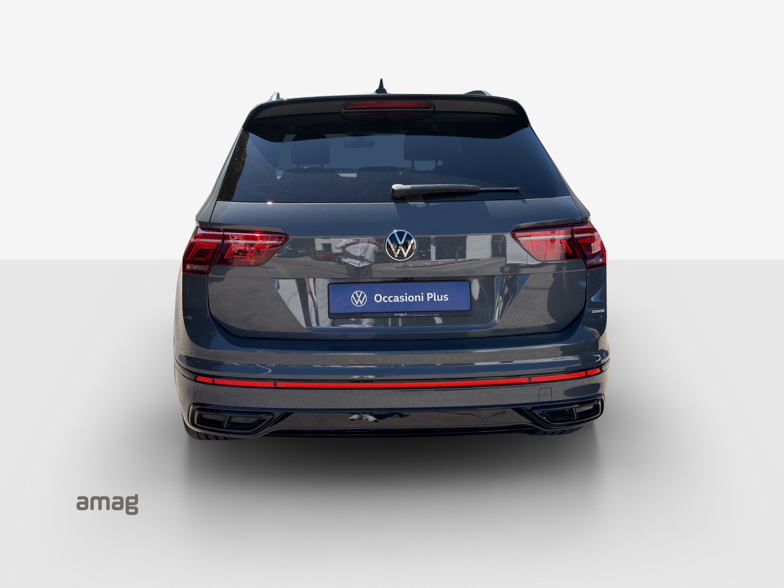 VW Tiguan 2.0TSI R-Line 4Motion DSG-image-3