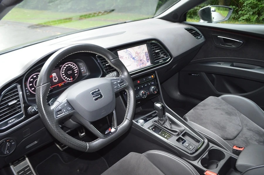 SEAT Leon ST 2.0 TSI Cupra 300 4 Drive DSG-image-5