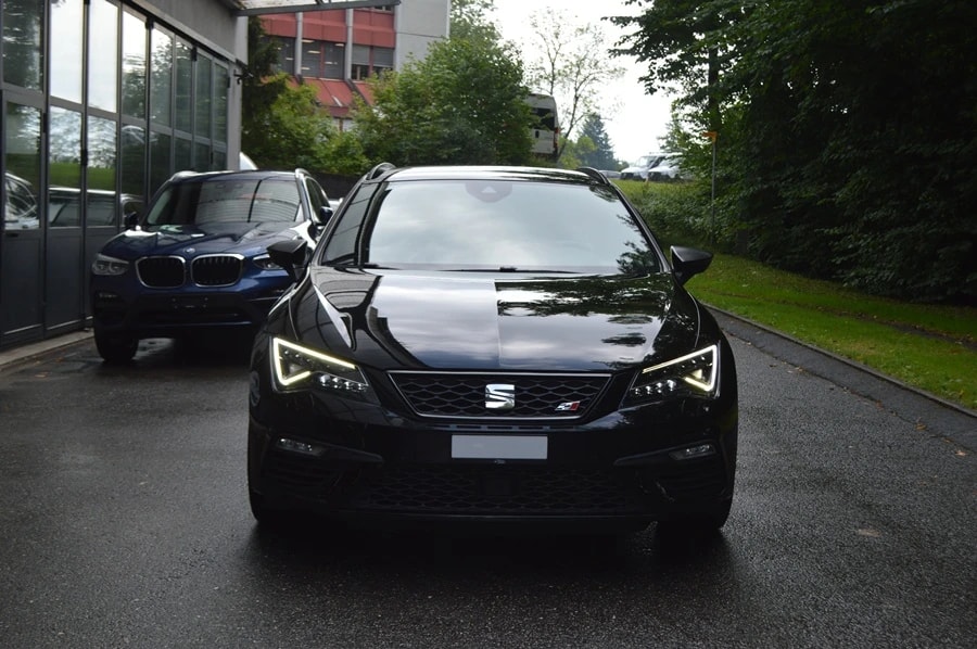 SEAT Leon ST 2.0 TSI Cupra 300 4 Drive DSG-image-1