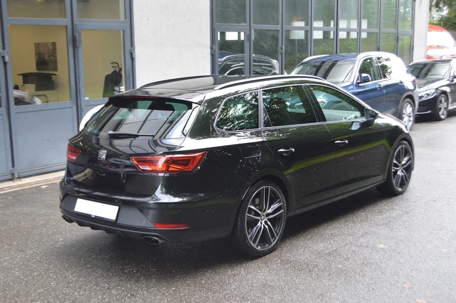 SEAT Leon ST 2.0 TSI Cupra 300 4 Drive DSG-image-3