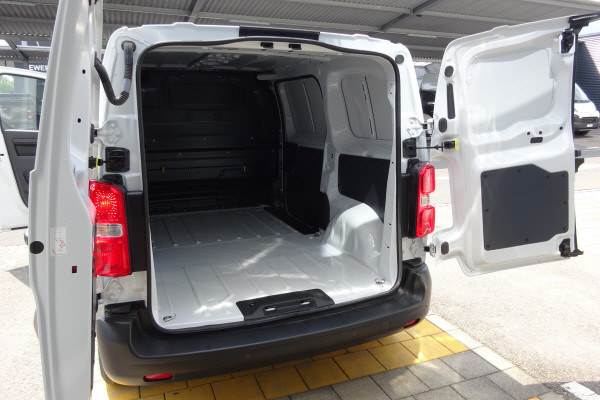 PEUGEOT Expert 50 KWh Standard-image-6