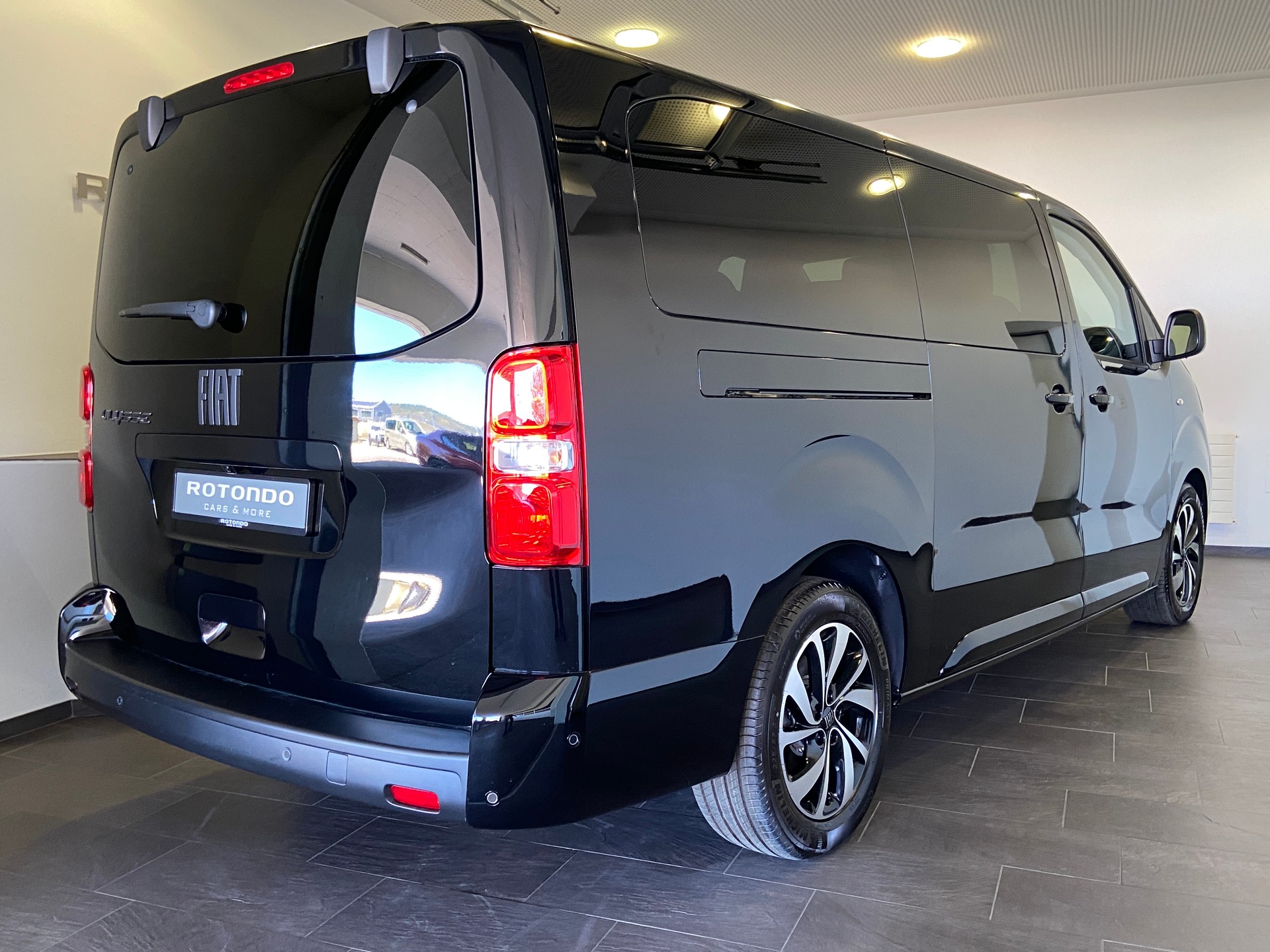 FIAT Ulysse 2.2 JTD Business L3 XL 9 Plätze-showroom-element-1