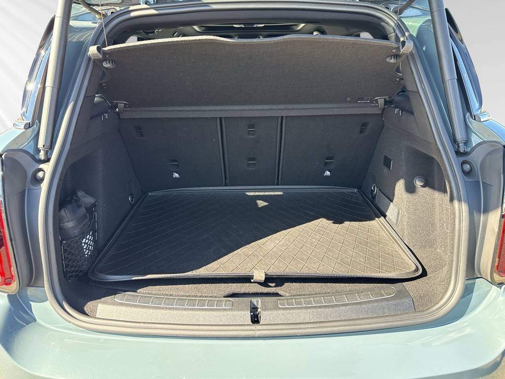 MINI Countryman Cooper SE ALL4 PHEV Steptronic-image-8