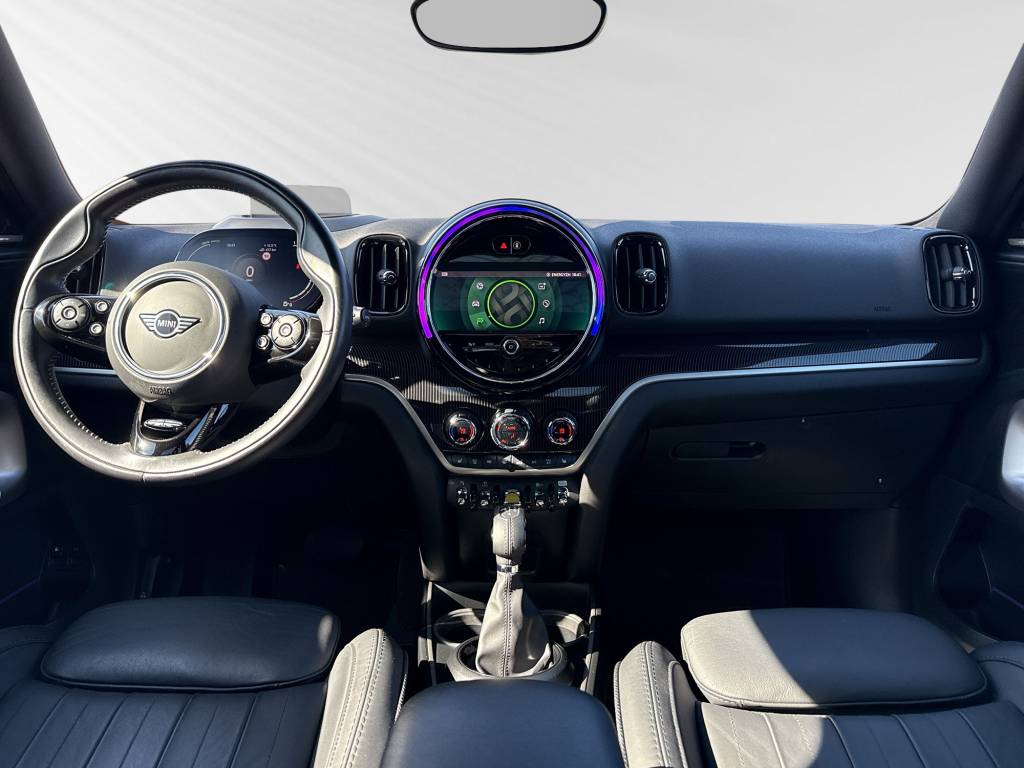 MINI Countryman Cooper SE ALL4 PHEV Steptronic-image-6