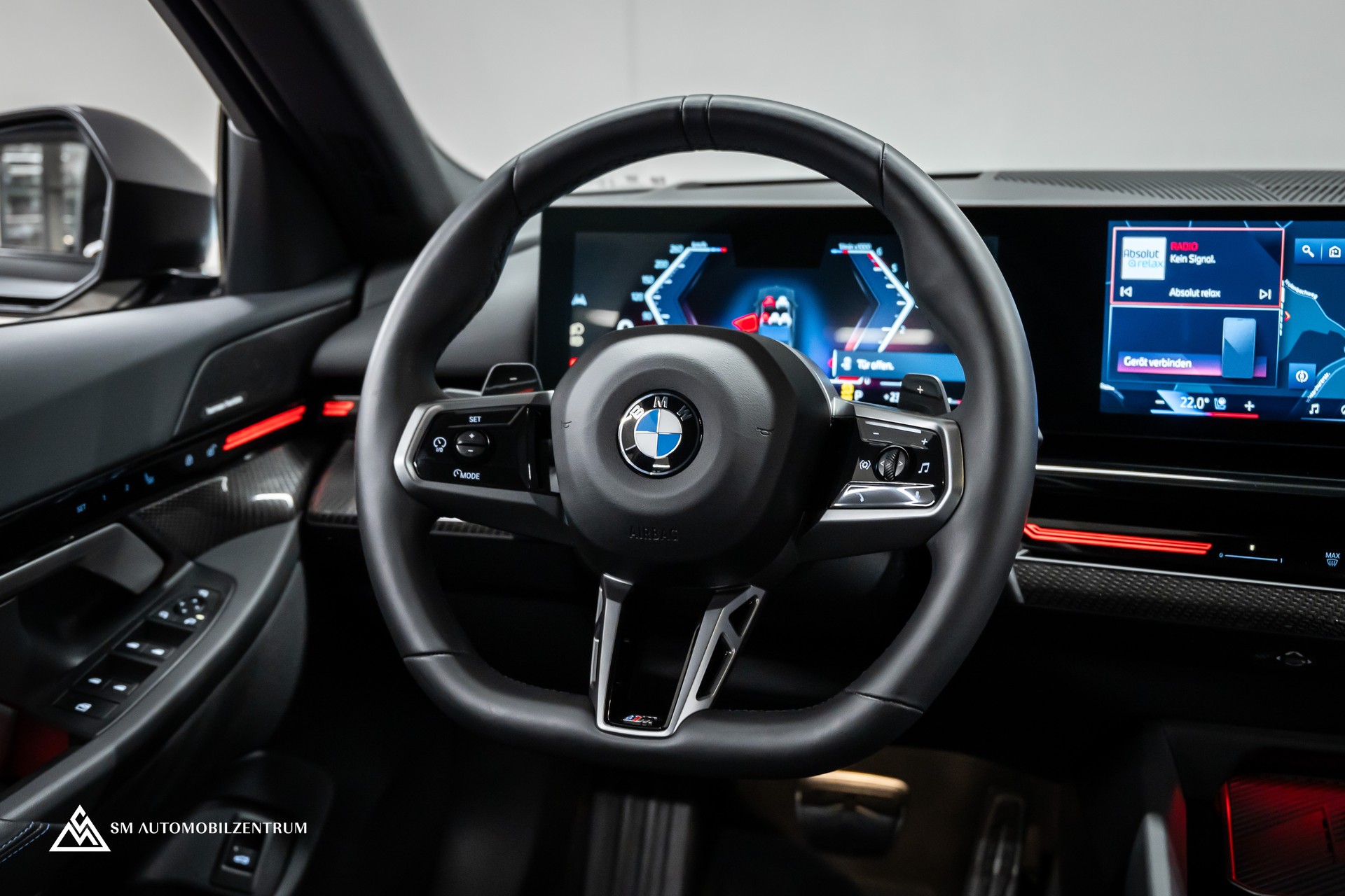 BMW 540d xDrive 48V M Sport / Frozen Grey / Sitzbelüftung / Head Up / 360° / Werksgarantie-image-28