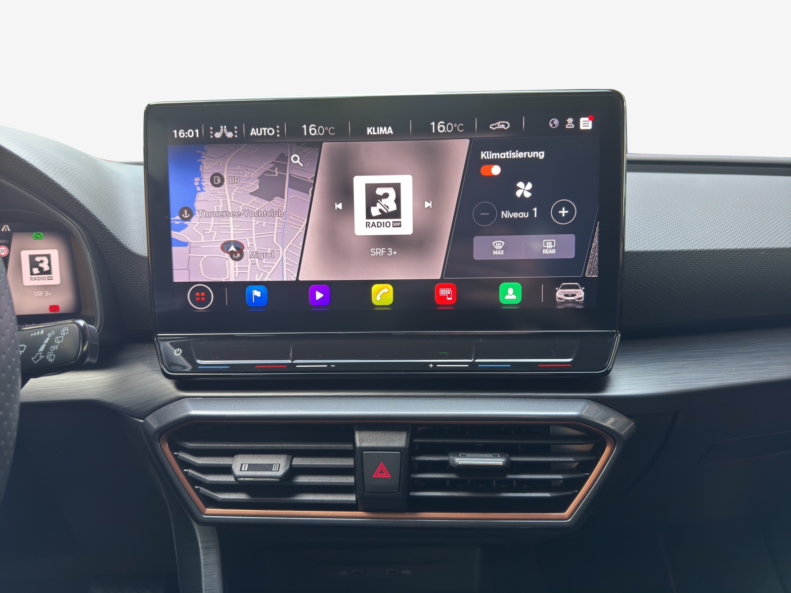 CUPRA LEON ST 2.0 TSI DSG-image-10