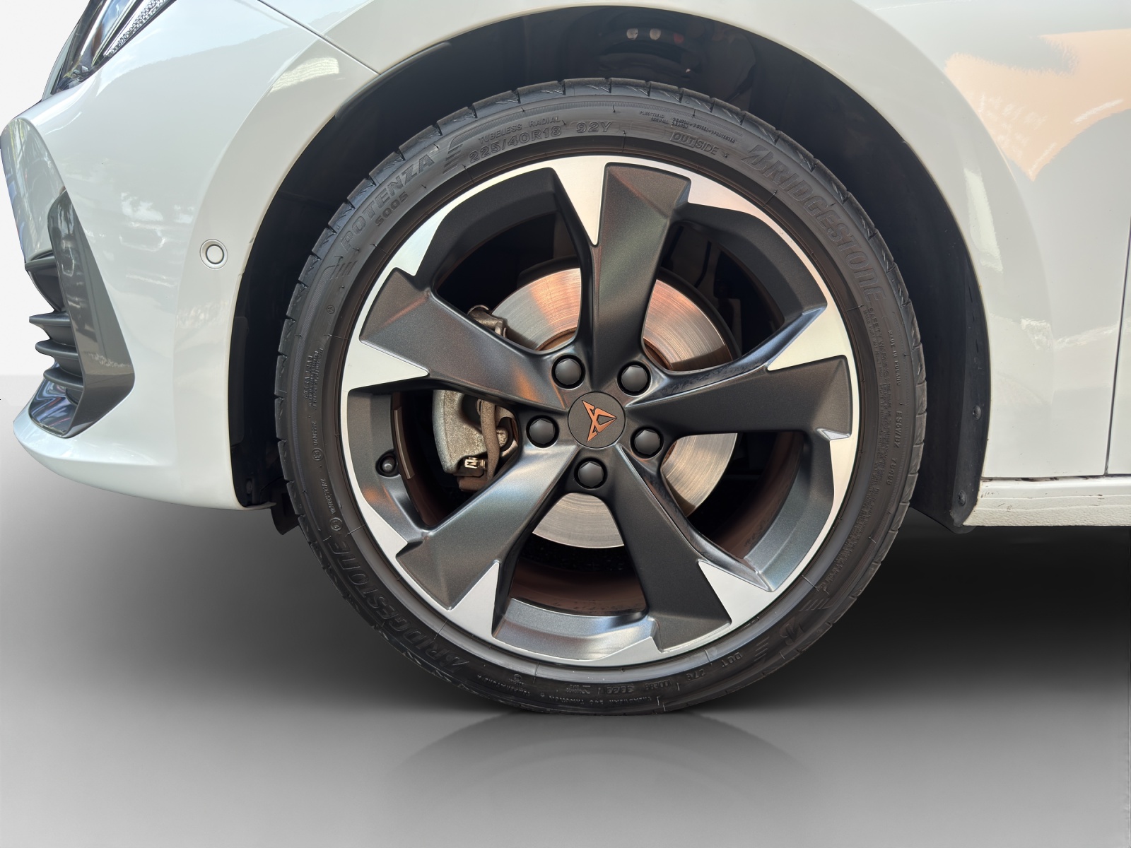 CUPRA LEON ST 2.0 TSI DSG-image-14