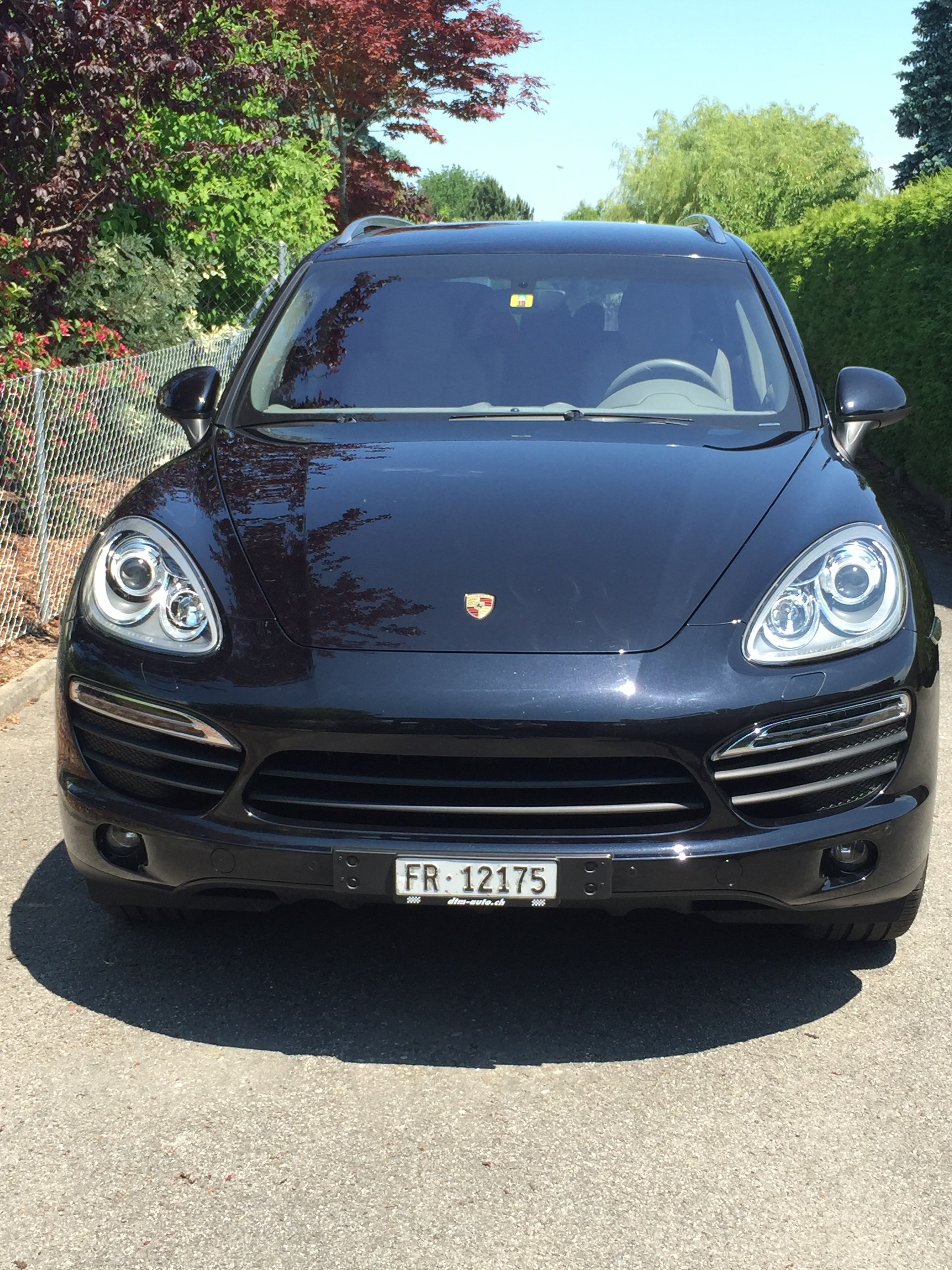 PORSCHE 4.8 V8 S TipT-image-1