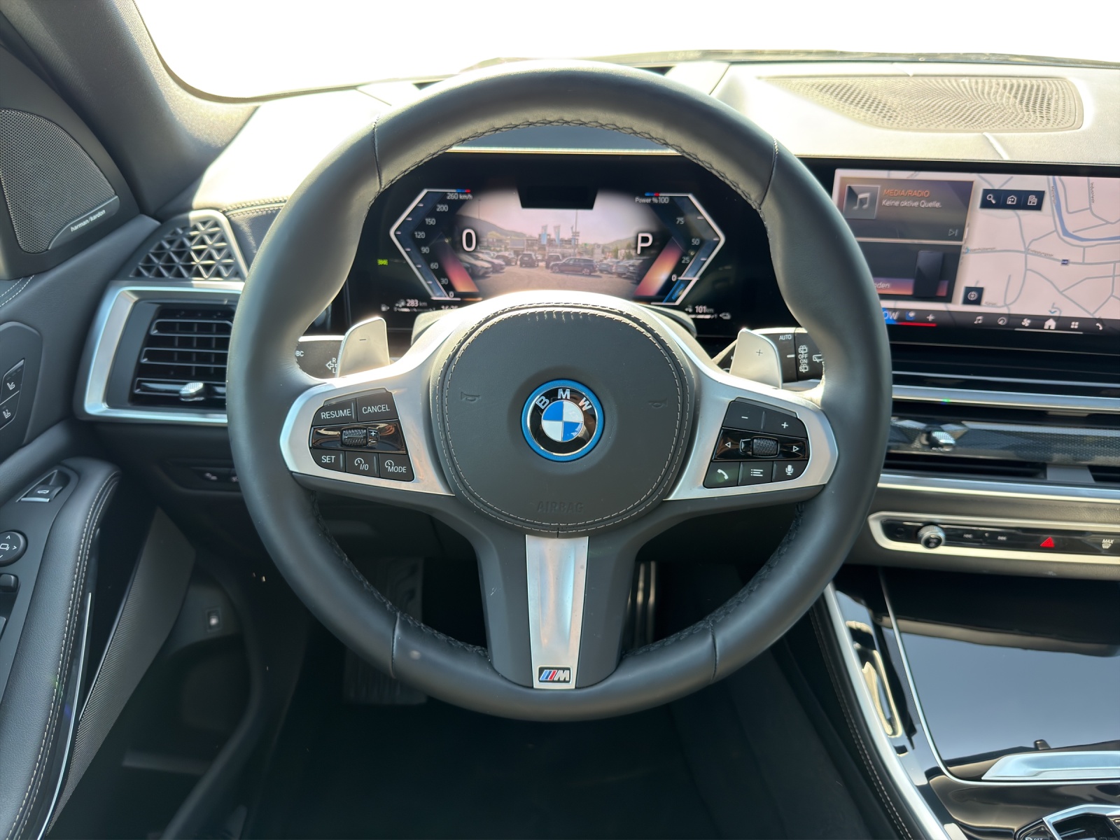BMW X5 xDrive 50e M Sport Pro Steptronic-image-10