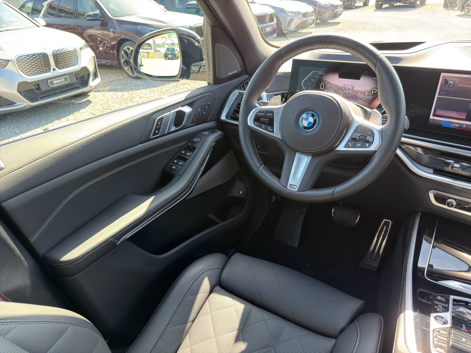 BMW X5 xDrive 50e M Sport Pro Steptronic-image-14