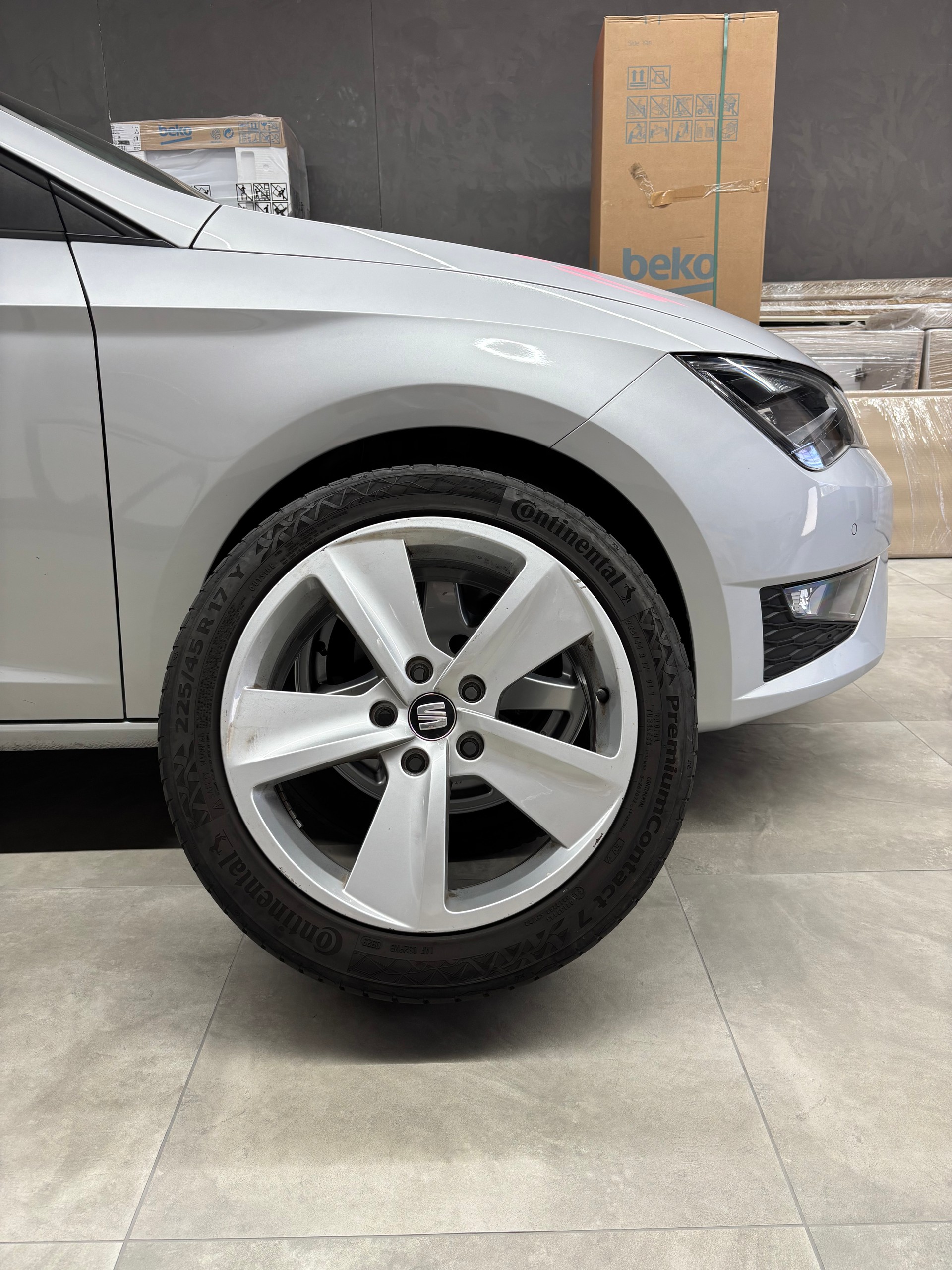 SEAT Leon ST 2.0 TDI FR Line 4Drive-image-2