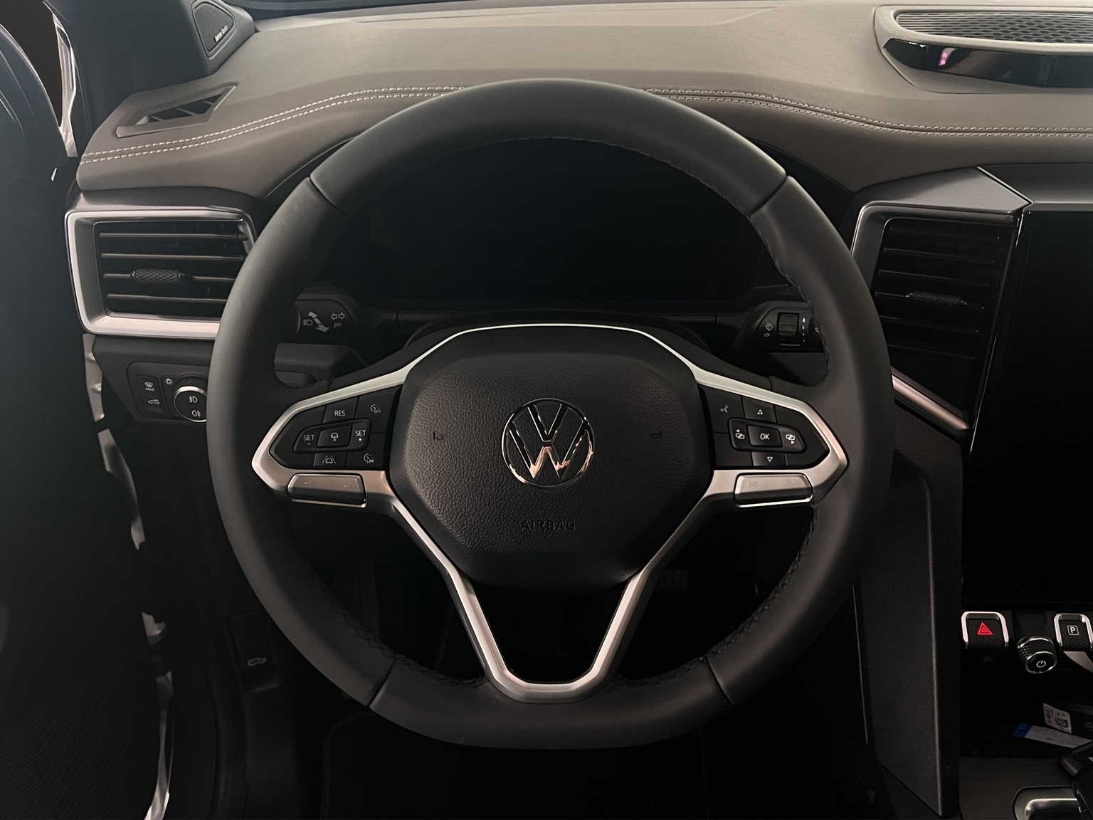 VW Amarok 3.0TDI Aventura Winter 2-image-6