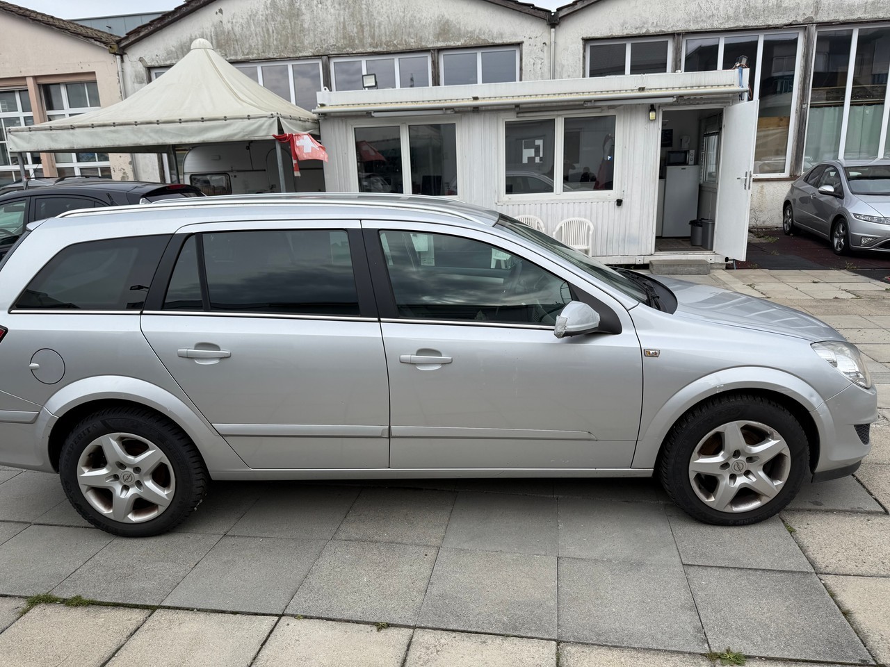 OPEL Astra Caravan 1.9 CDTi Diamond Automatic-image-1