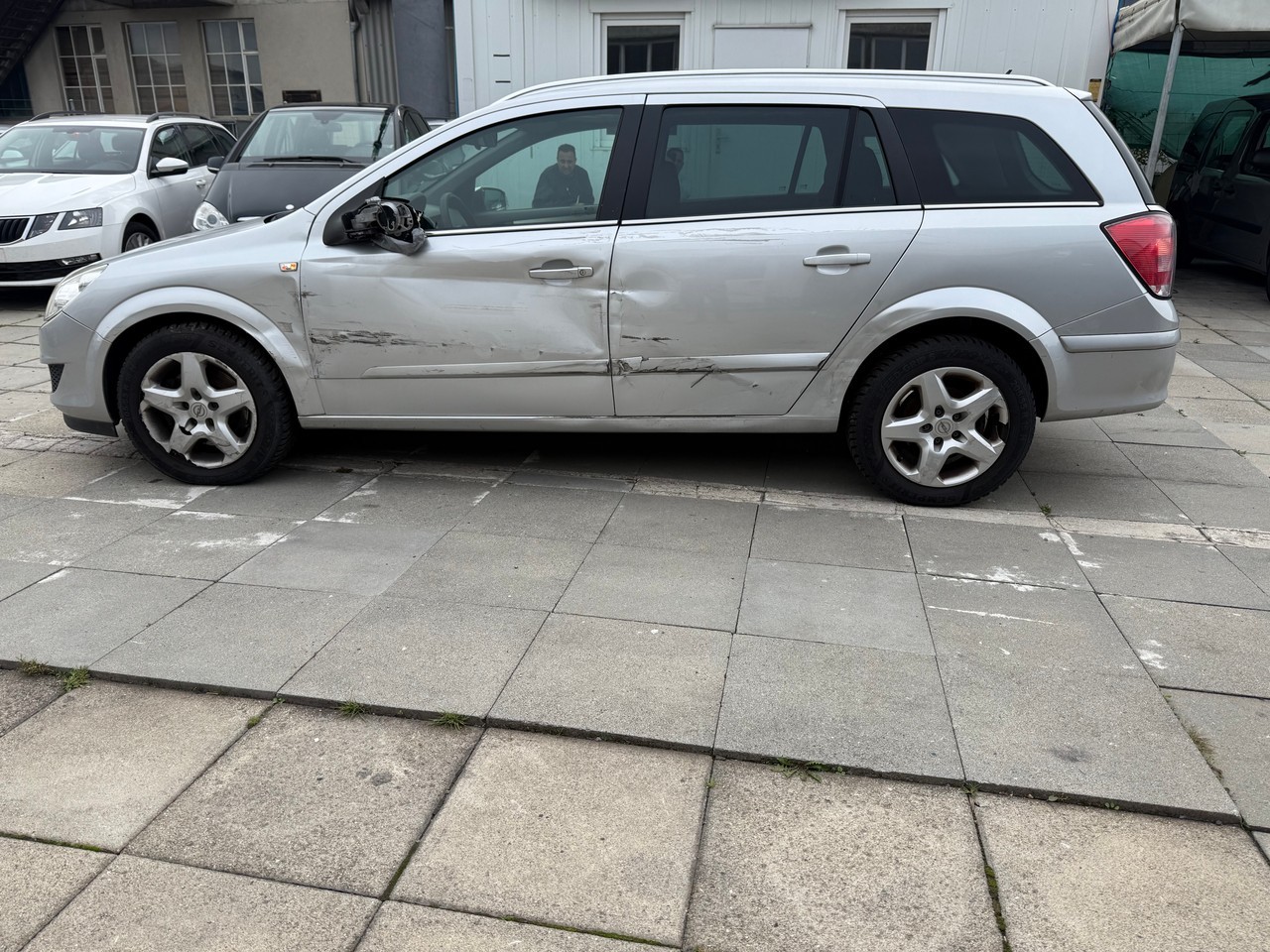 OPEL Astra Caravan 1.9 CDTi Diamond Automatic-image-2