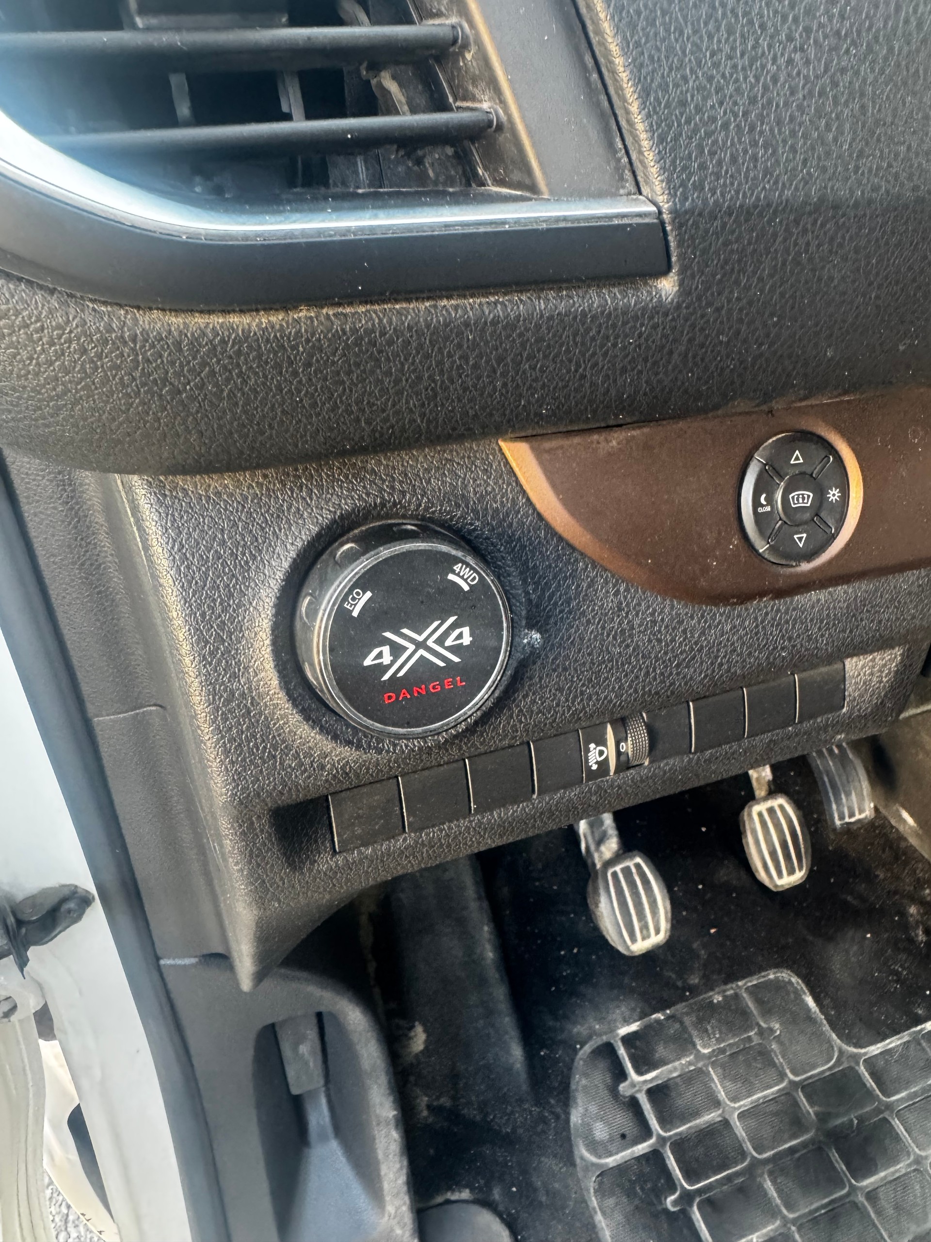 TOYOTA Proace 2.0D Combi L2 Long 4x4 DANGEL-image-7