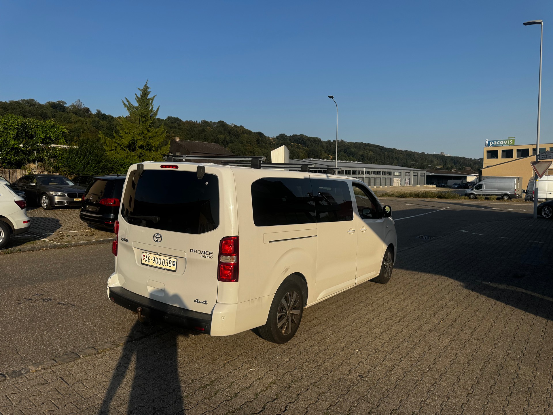 TOYOTA Proace 2.0D Combi L2 Long 4x4 DANGEL-image-2