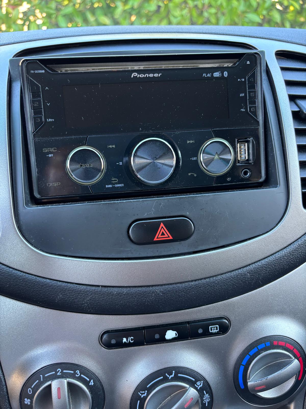 HYUNDAI 1.2 Style-image-4