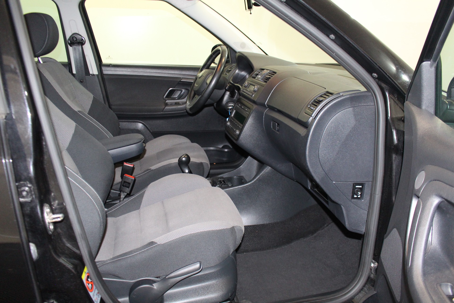 SKODA Fabia Combi 1.2 TSI Classic-image-10