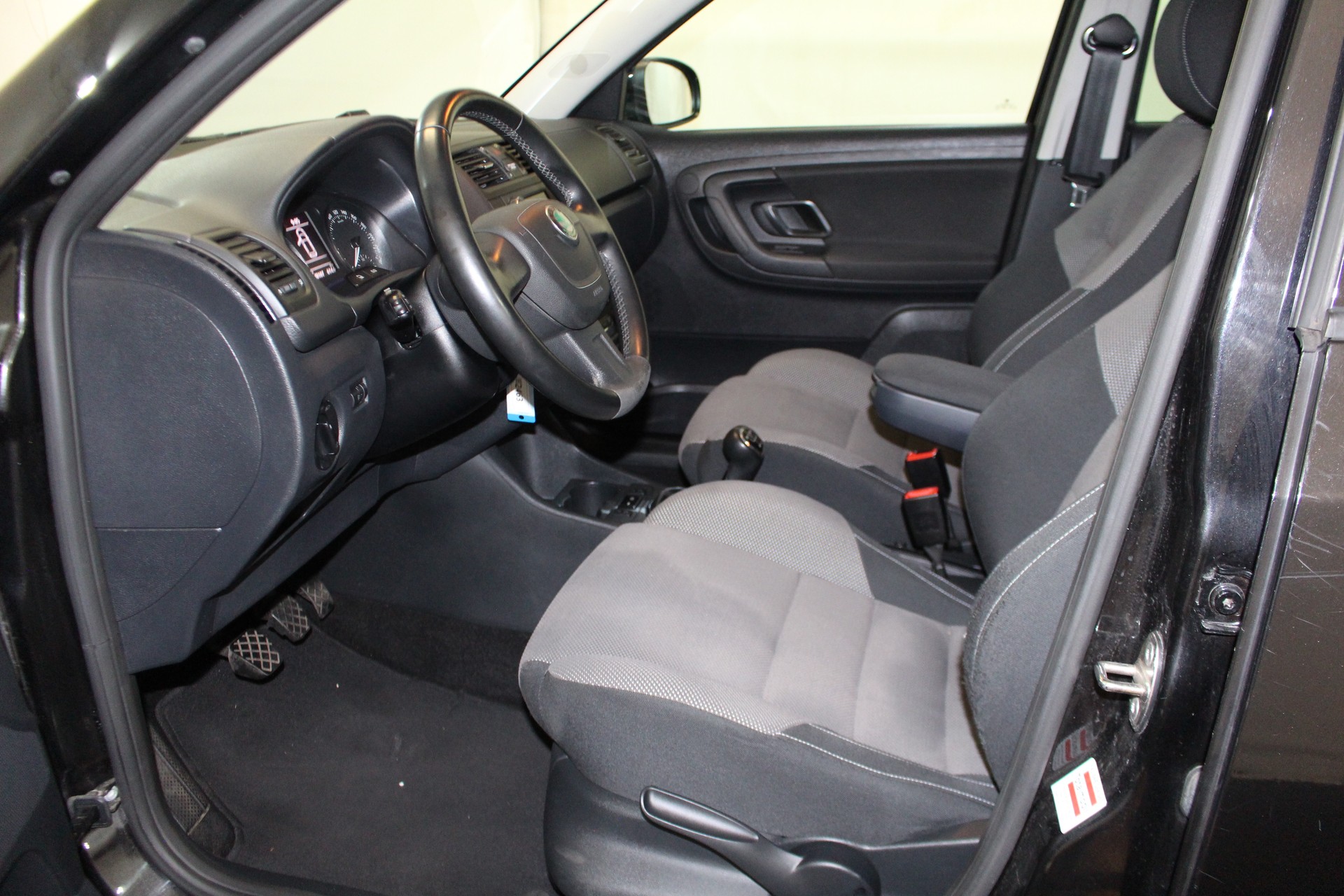 SKODA Fabia Combi 1.2 TSI Classic-image-6
