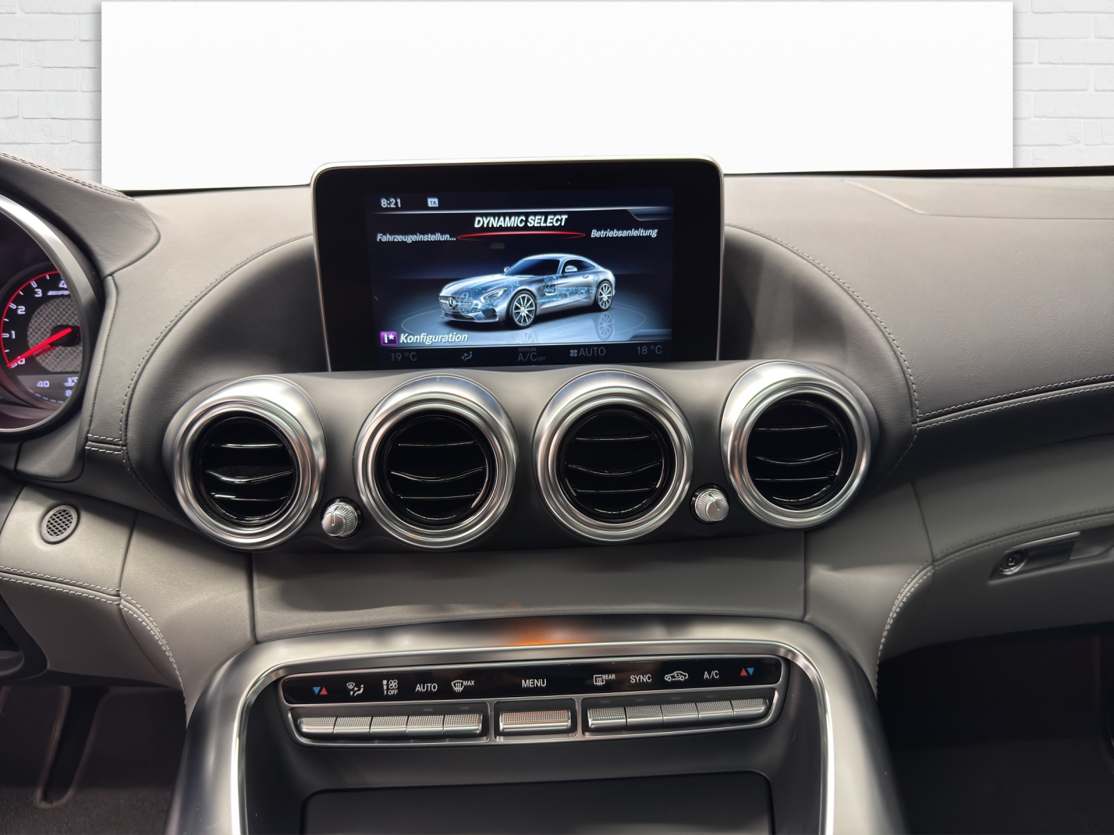 MERCEDES-BENZ AMG GT S Coupé-image-8