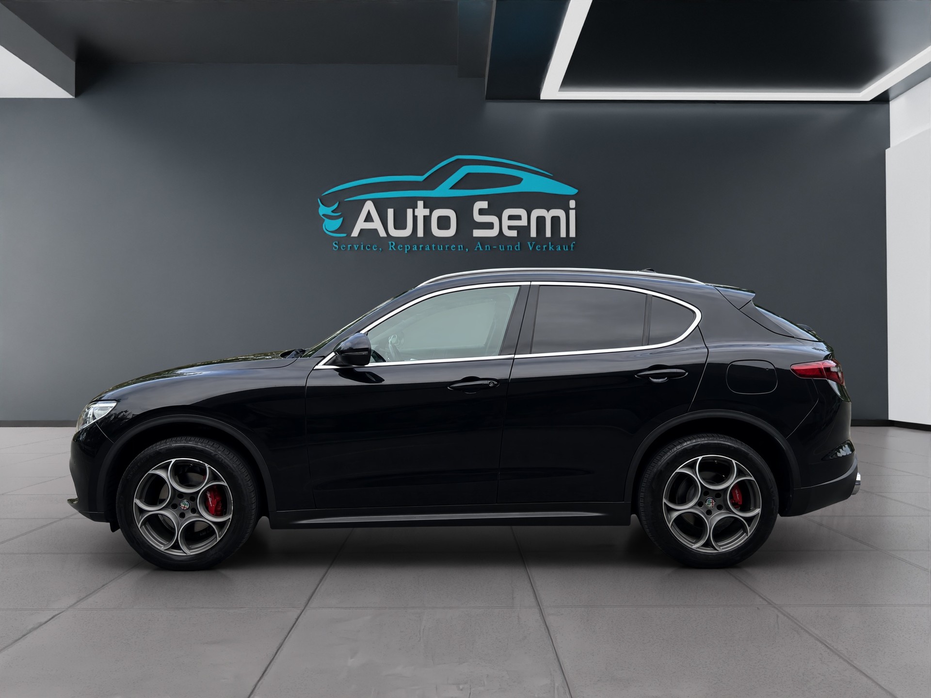 ALFA ROMEO Stelvio 2.0 Executive Q4 Automatic-image-1